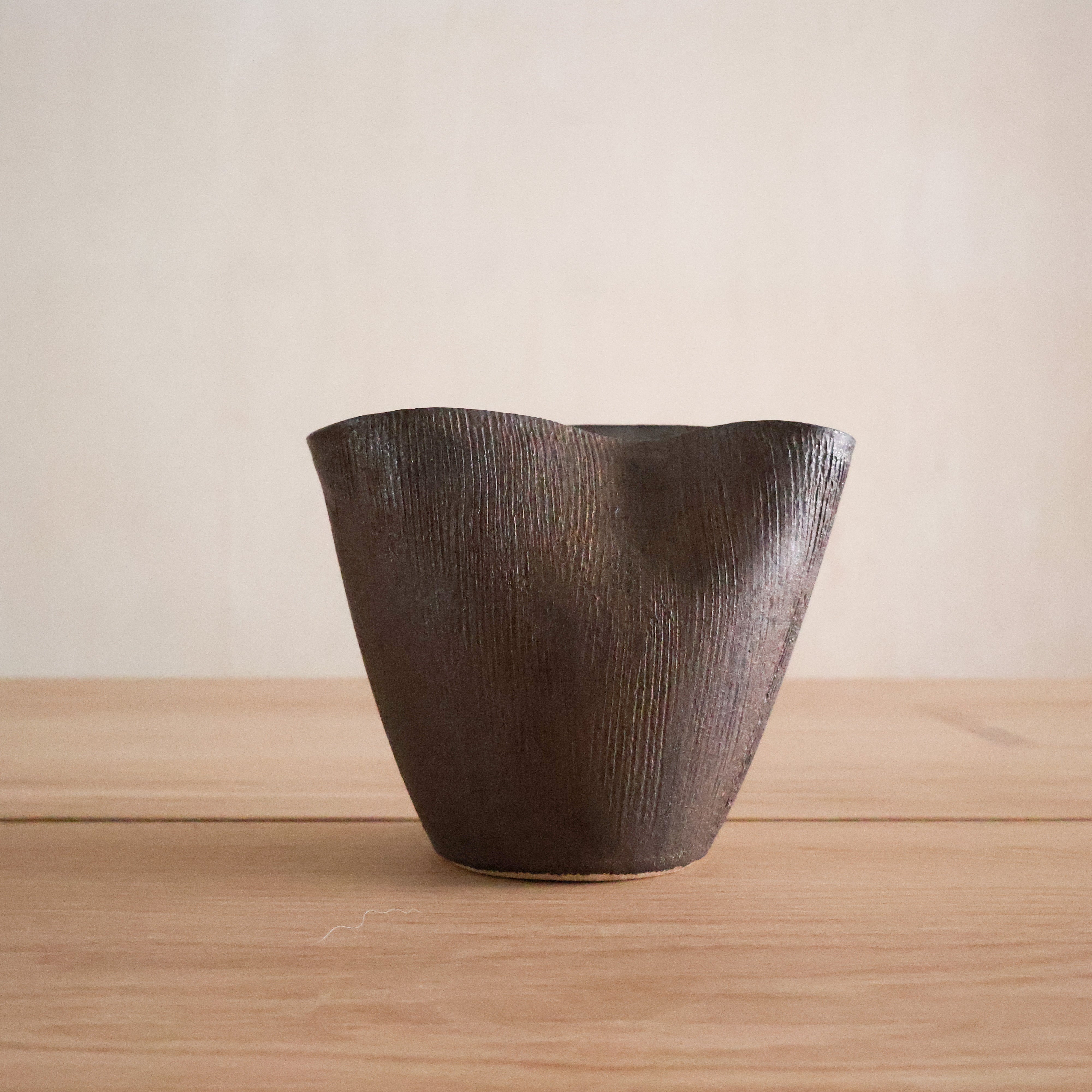 SAKI Vase