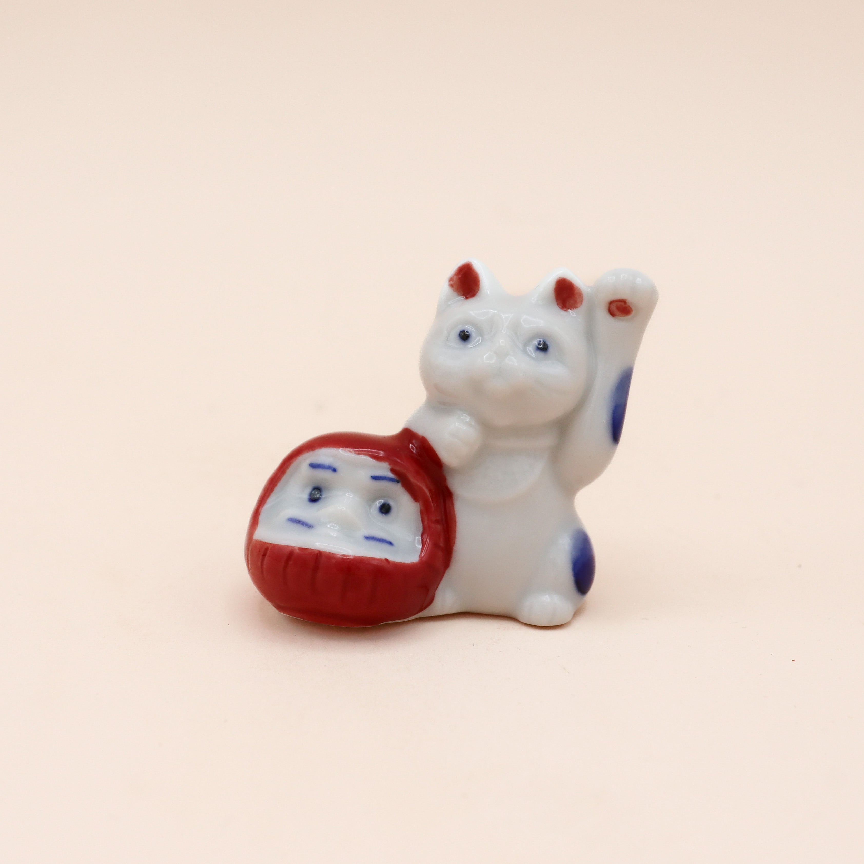 Spisepindeholder - Daruma og kat