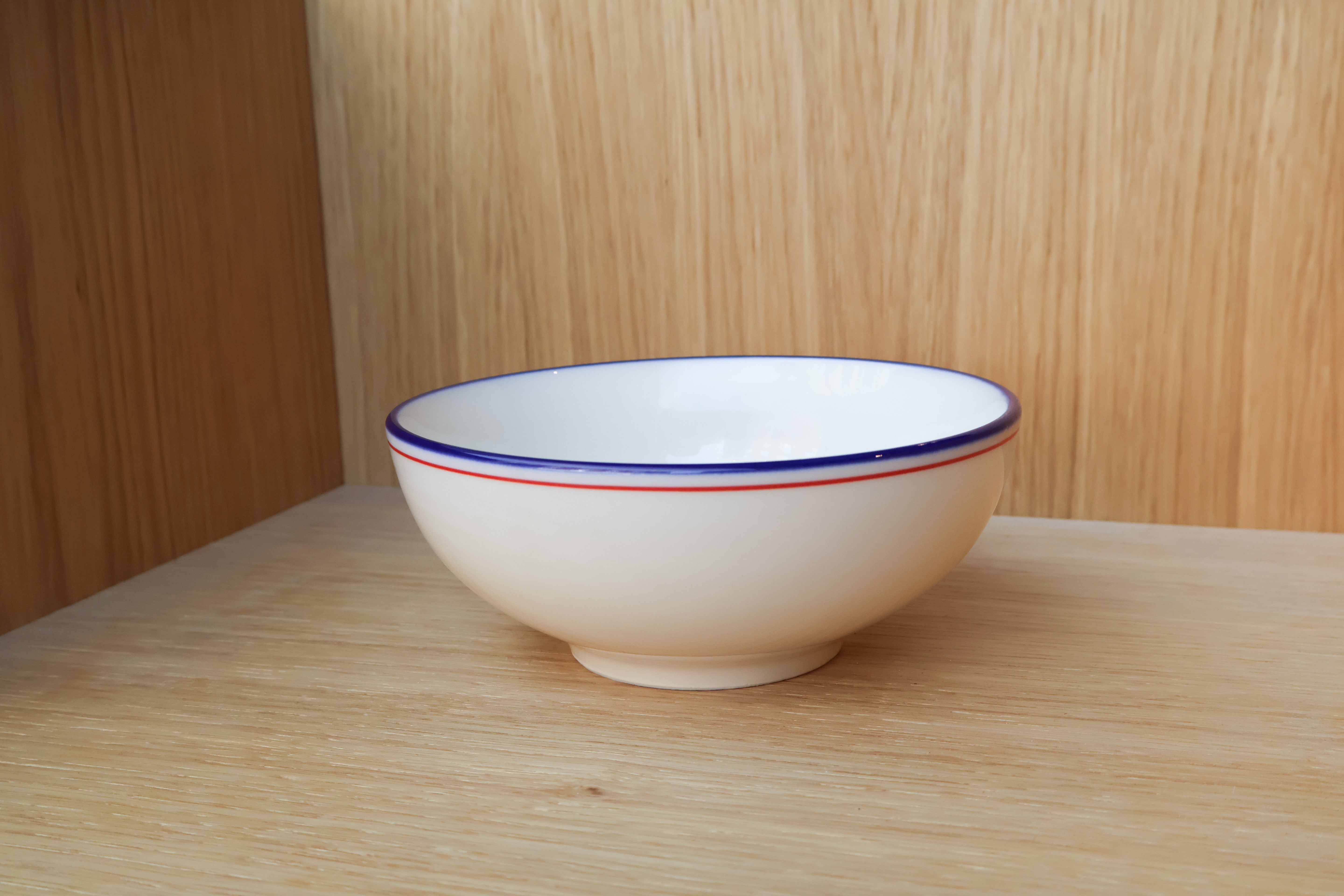 Sakura Stel - Skål med blå og rød stribe