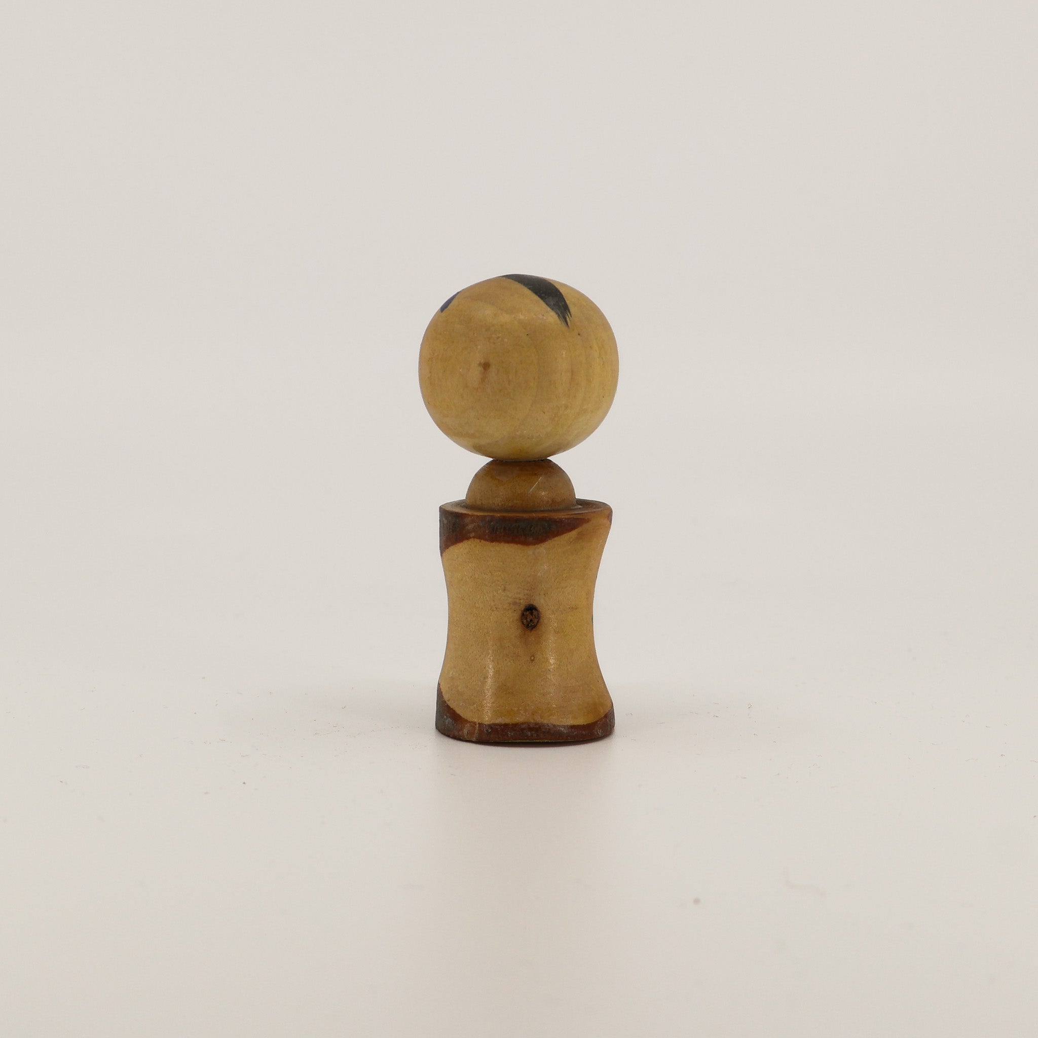 Kokeshi nr. 84