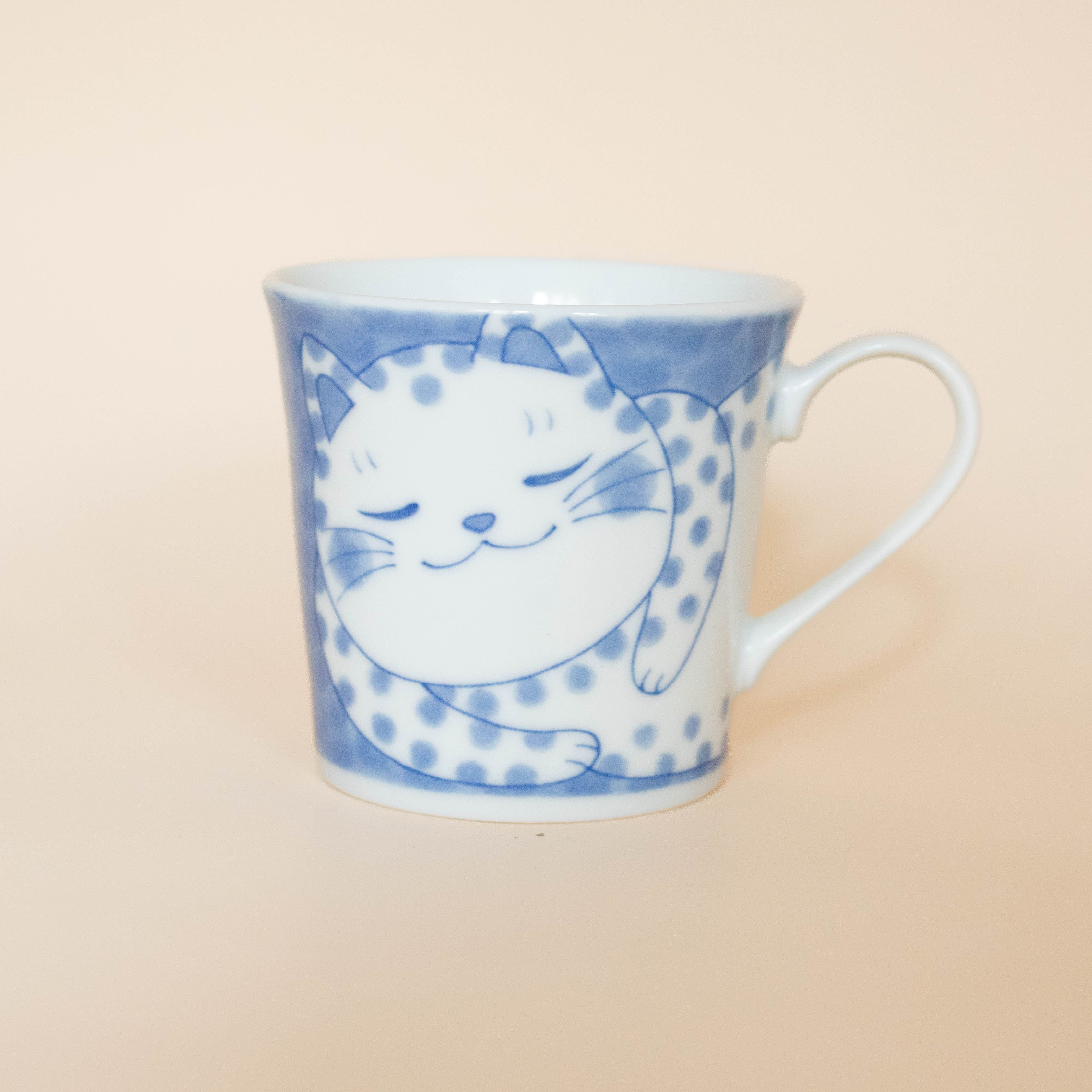 Fat Cat - cat cup dotted
