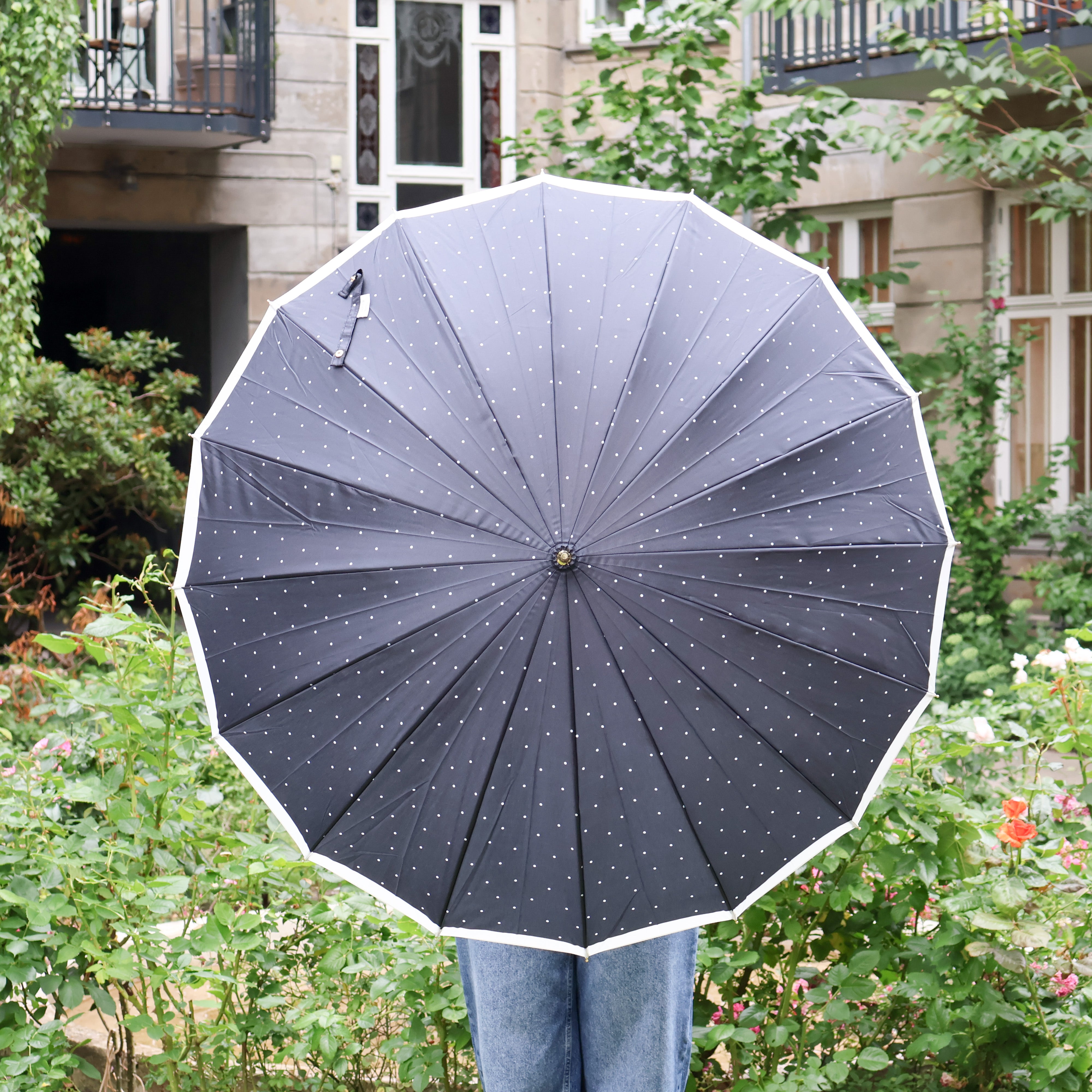 Polka dot umbrella - Brown or black