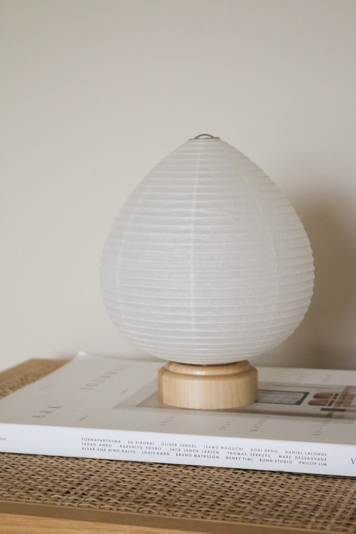 Small drop lamp in rice paper