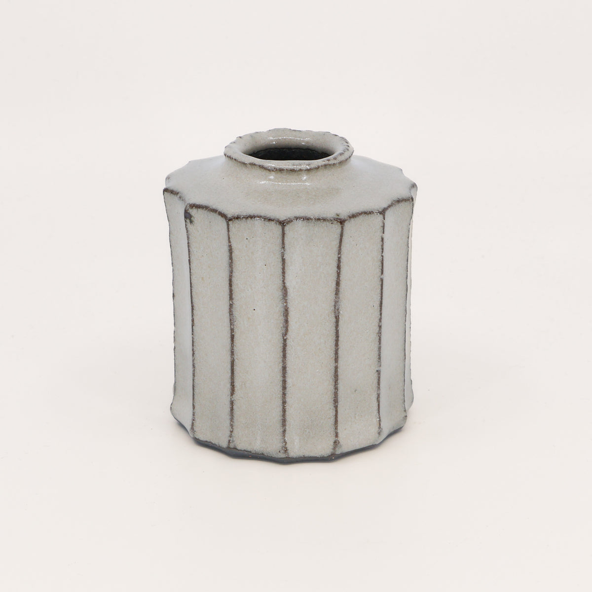 (image and number) YUNA Vase