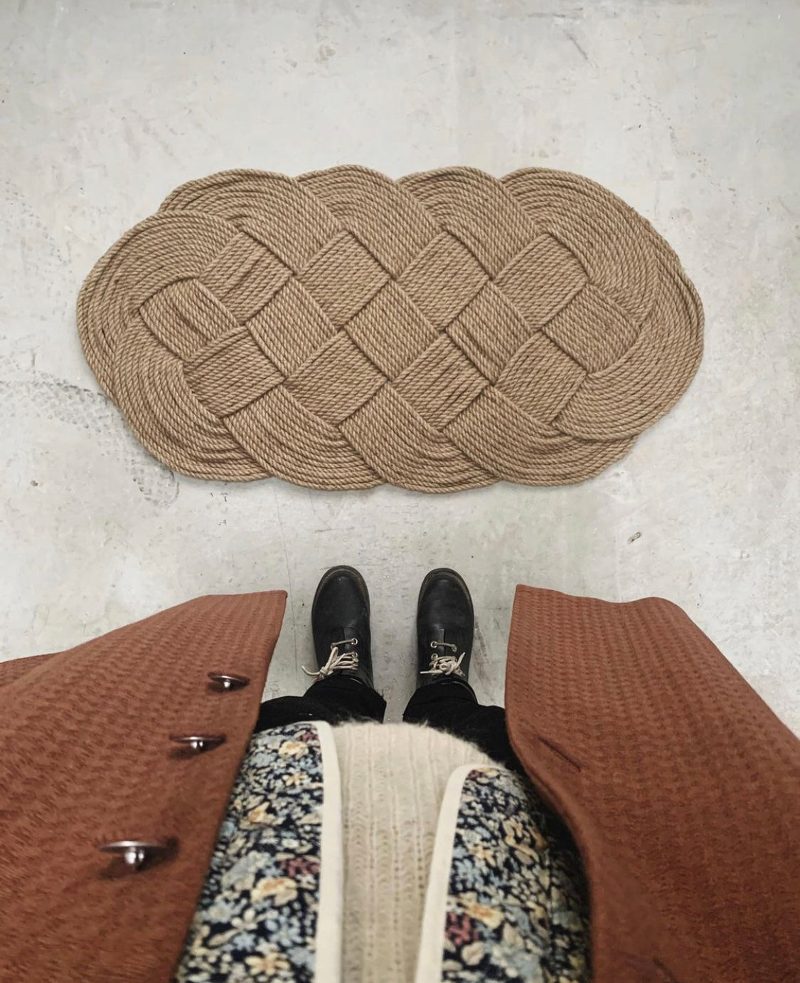 Yōkoso hand-woven jute door mat; great