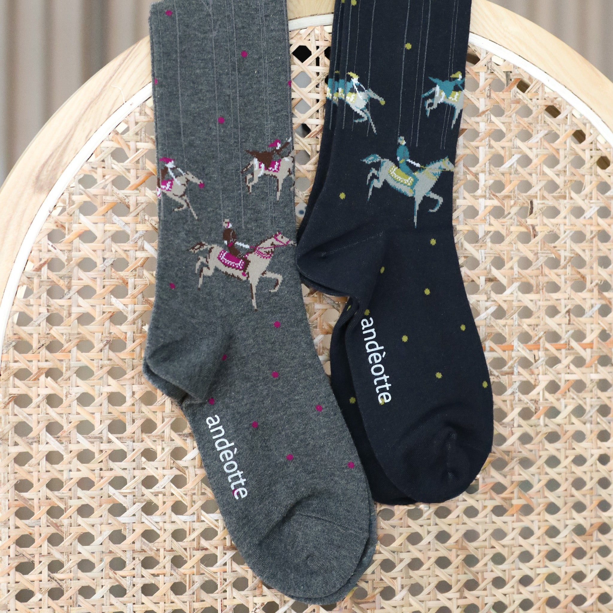 andè knæstrømper - med hest (flere varianter)