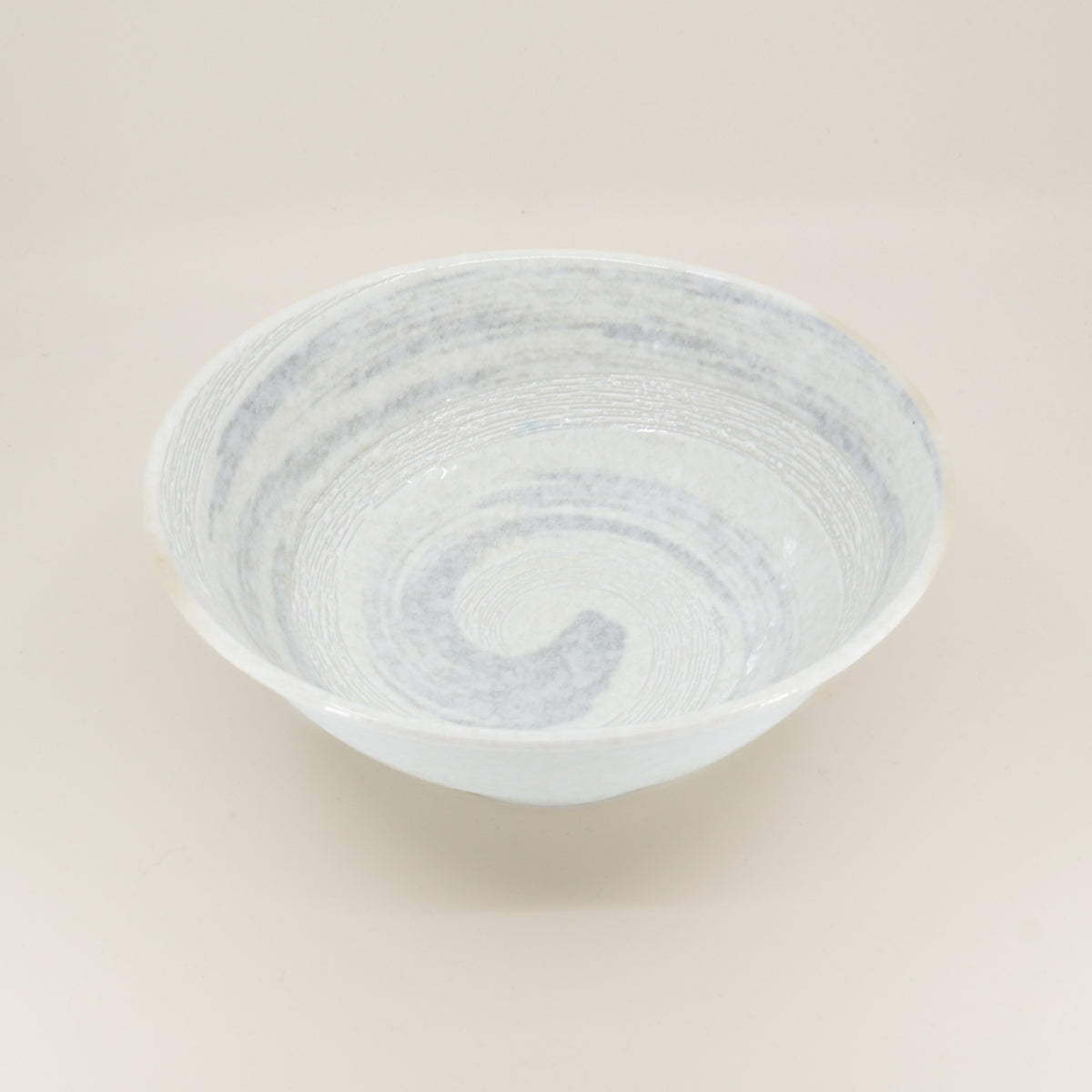 Hvid ramenskål med spiral