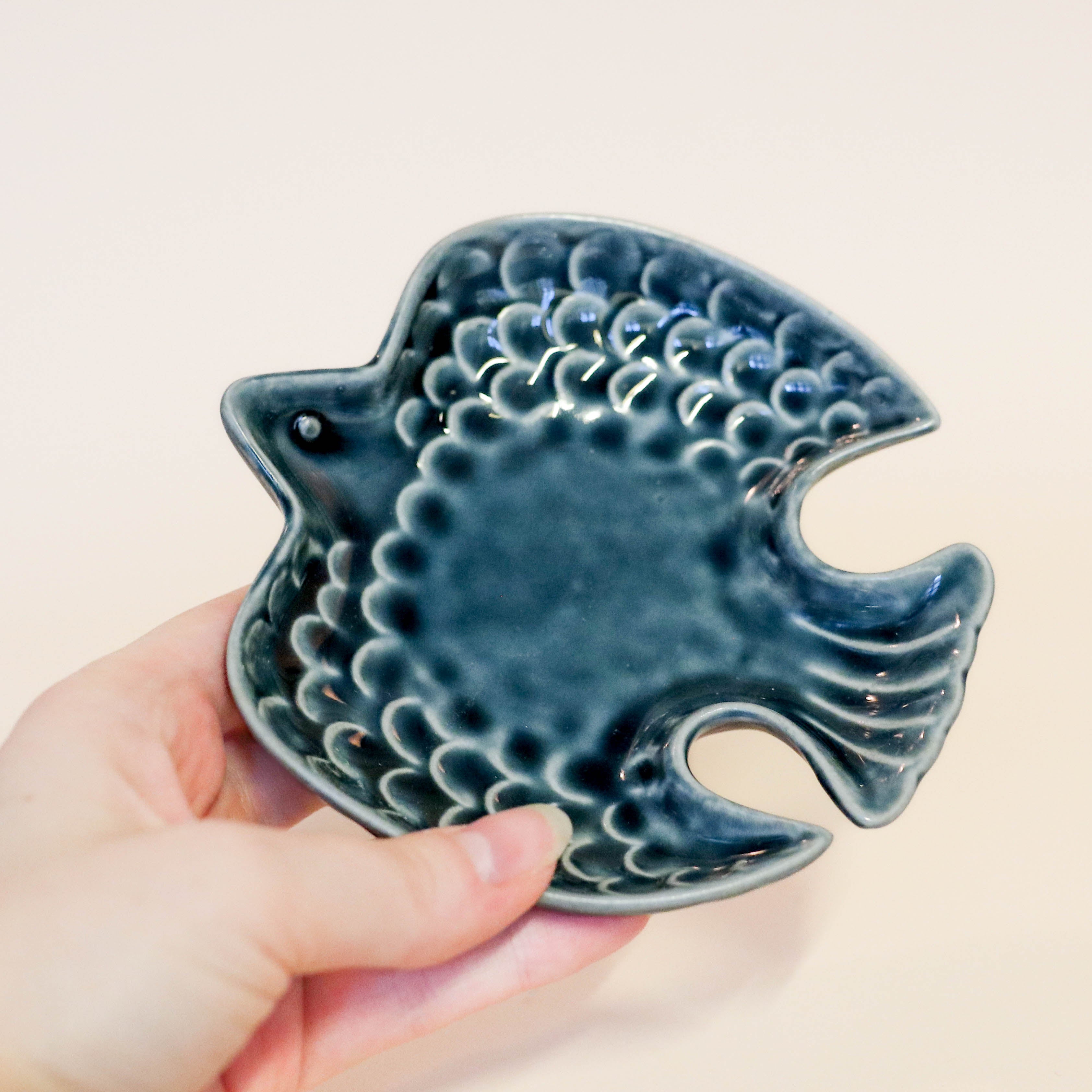 Japanese bird bowl in blue
