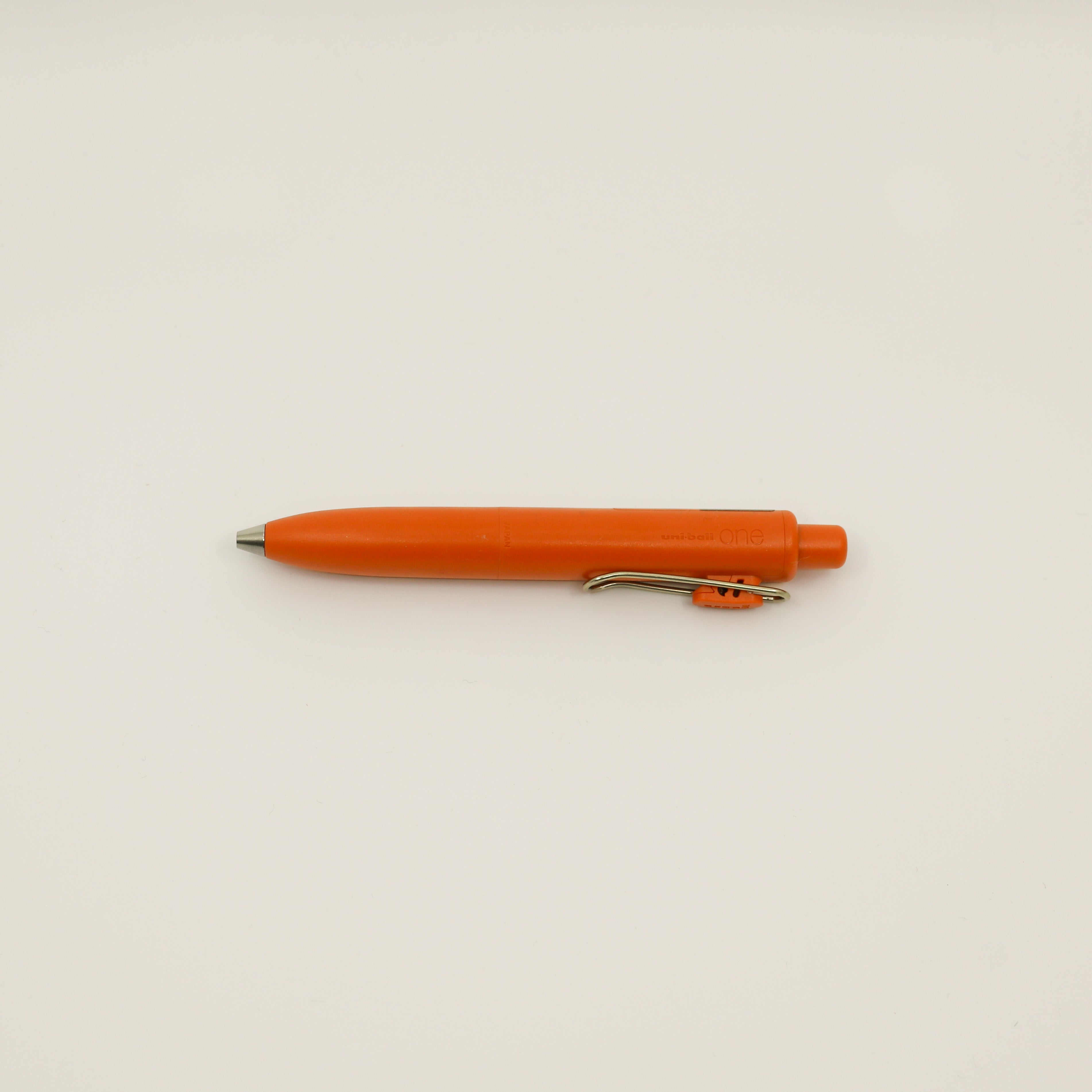 Uni-ball kuglepenne 0,38mm (flere varianter)