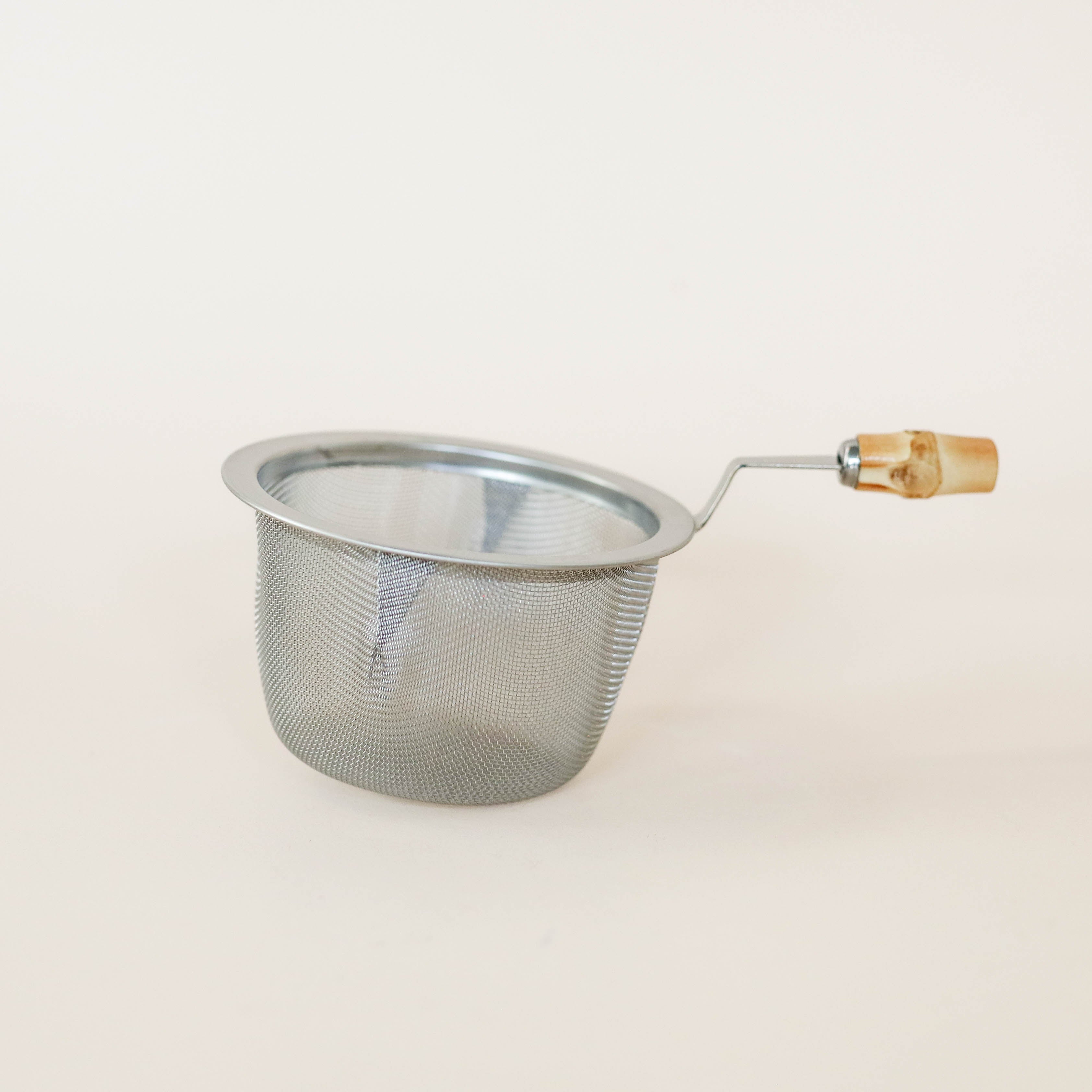 (Missing quantity and SKU) Matcha strainer with bamboo handle, tall