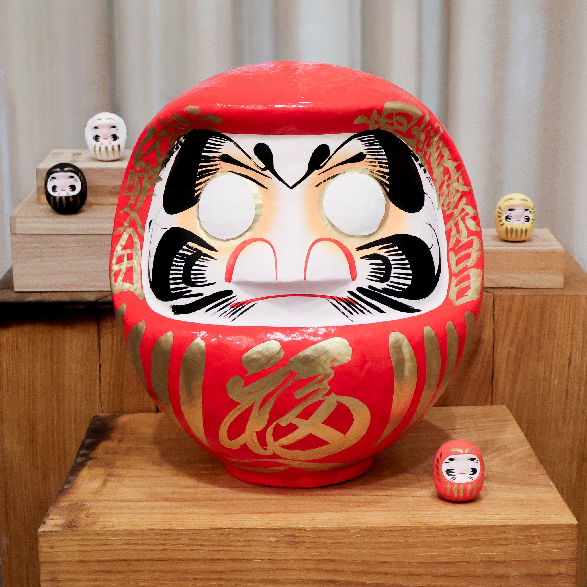 Daruma figur stor