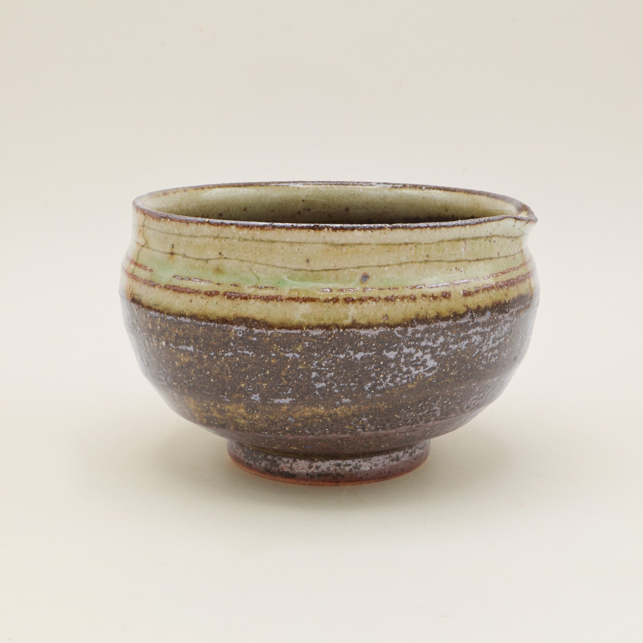 (Price) Katakuchi Matcha Bowl - Rustic Brown and Green with Pouring Spout