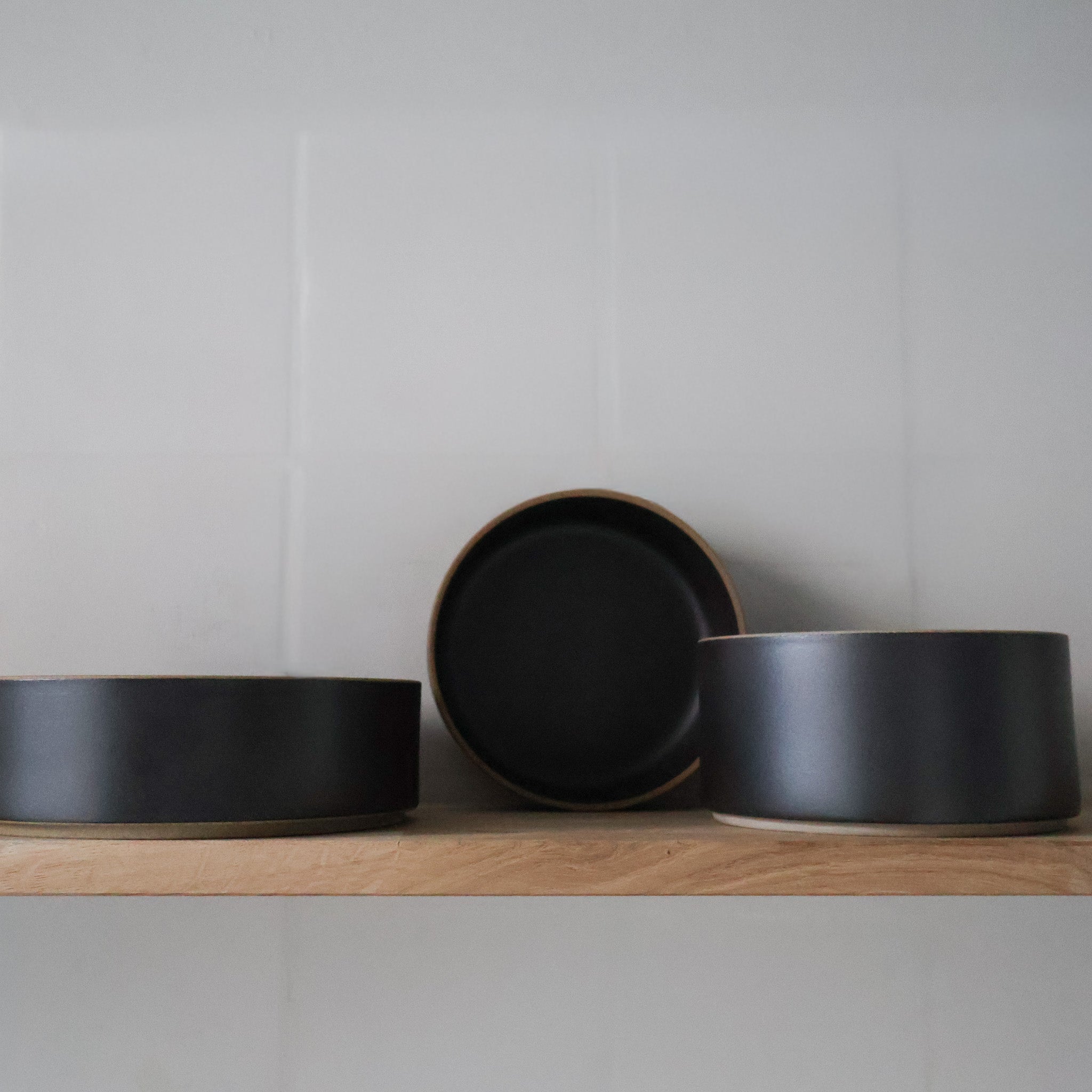 Hasami Porcelain - Dyb skål // Flere varianter