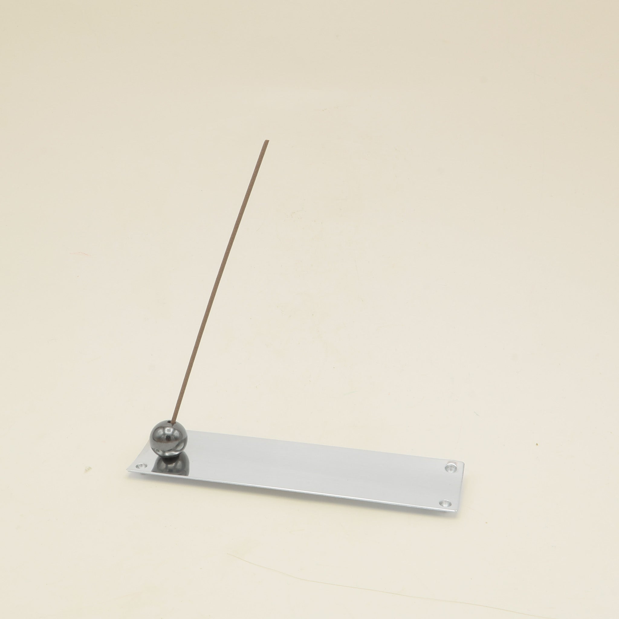 Holder til røgelse i poleret stål