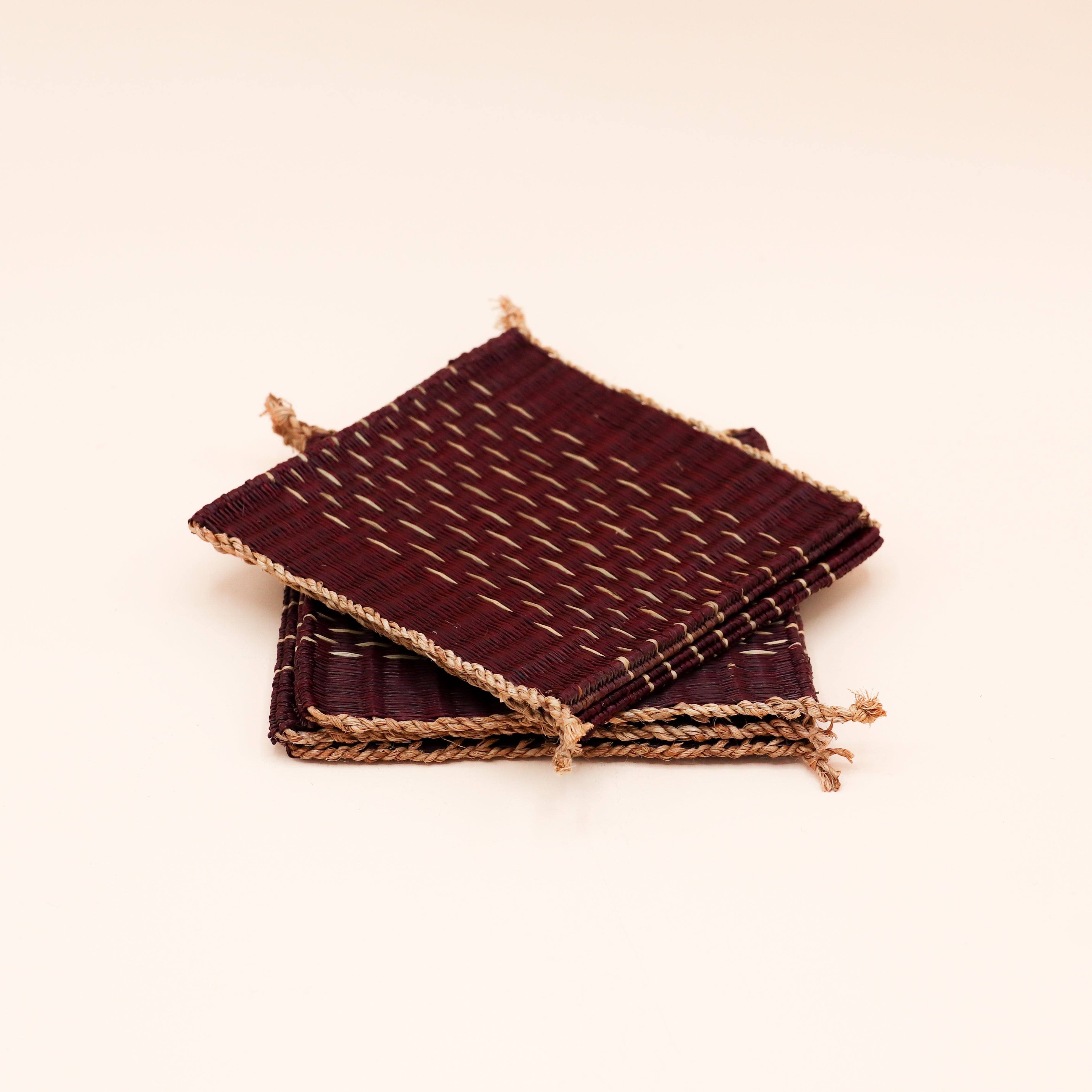 Coaster / bordskåner i jute, bordeaux