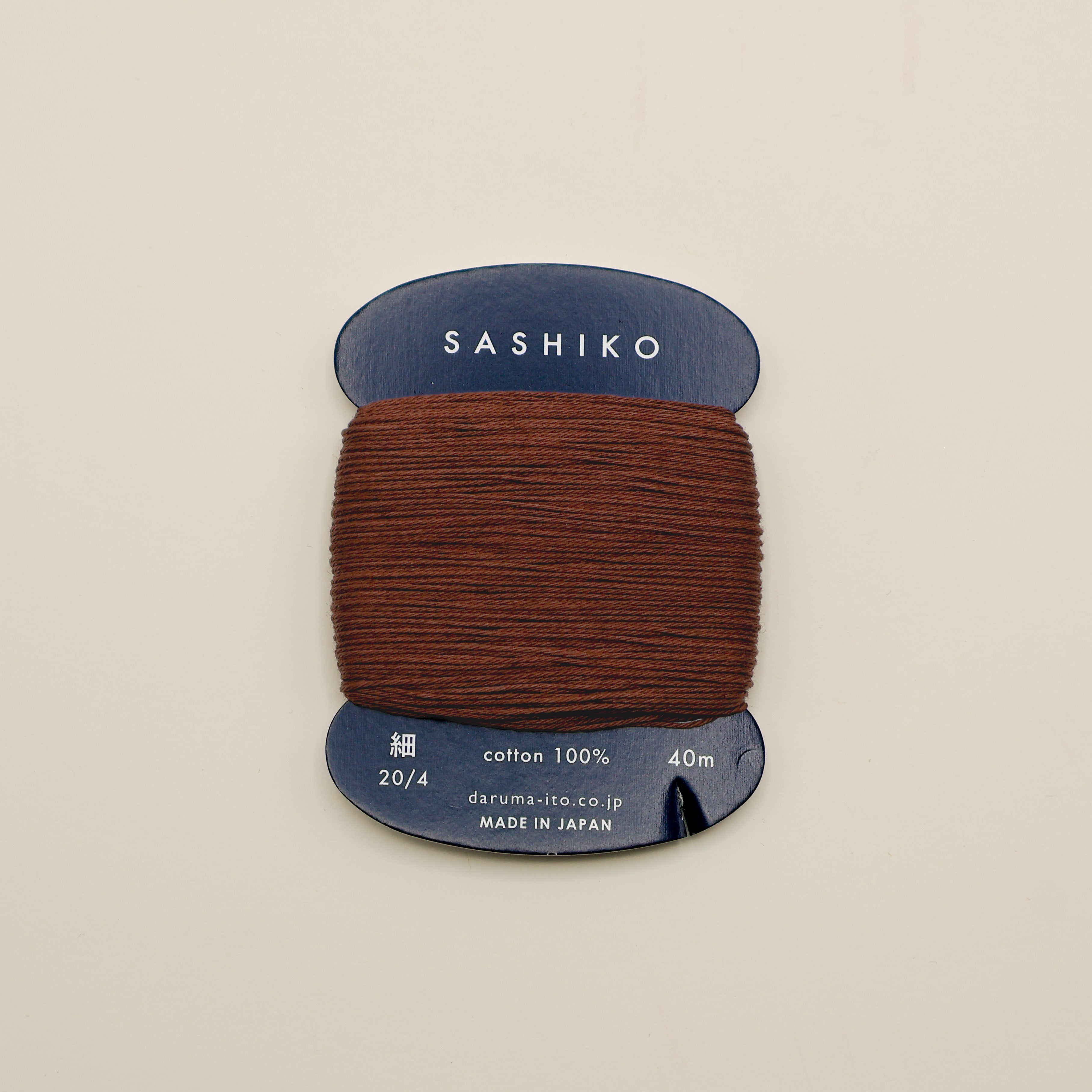 Sashiko tråd fra Daruma - Brun / 218