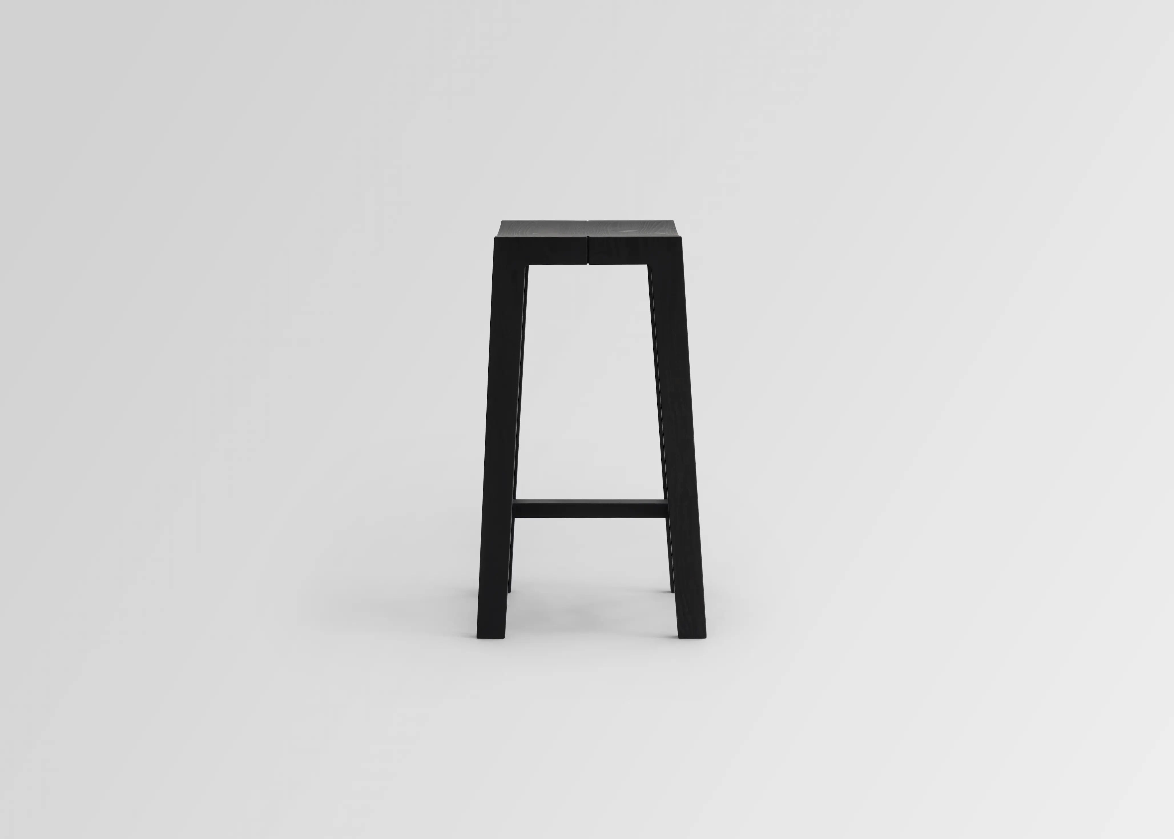 Vaarnii - 016 Maasto Bar Stool Black