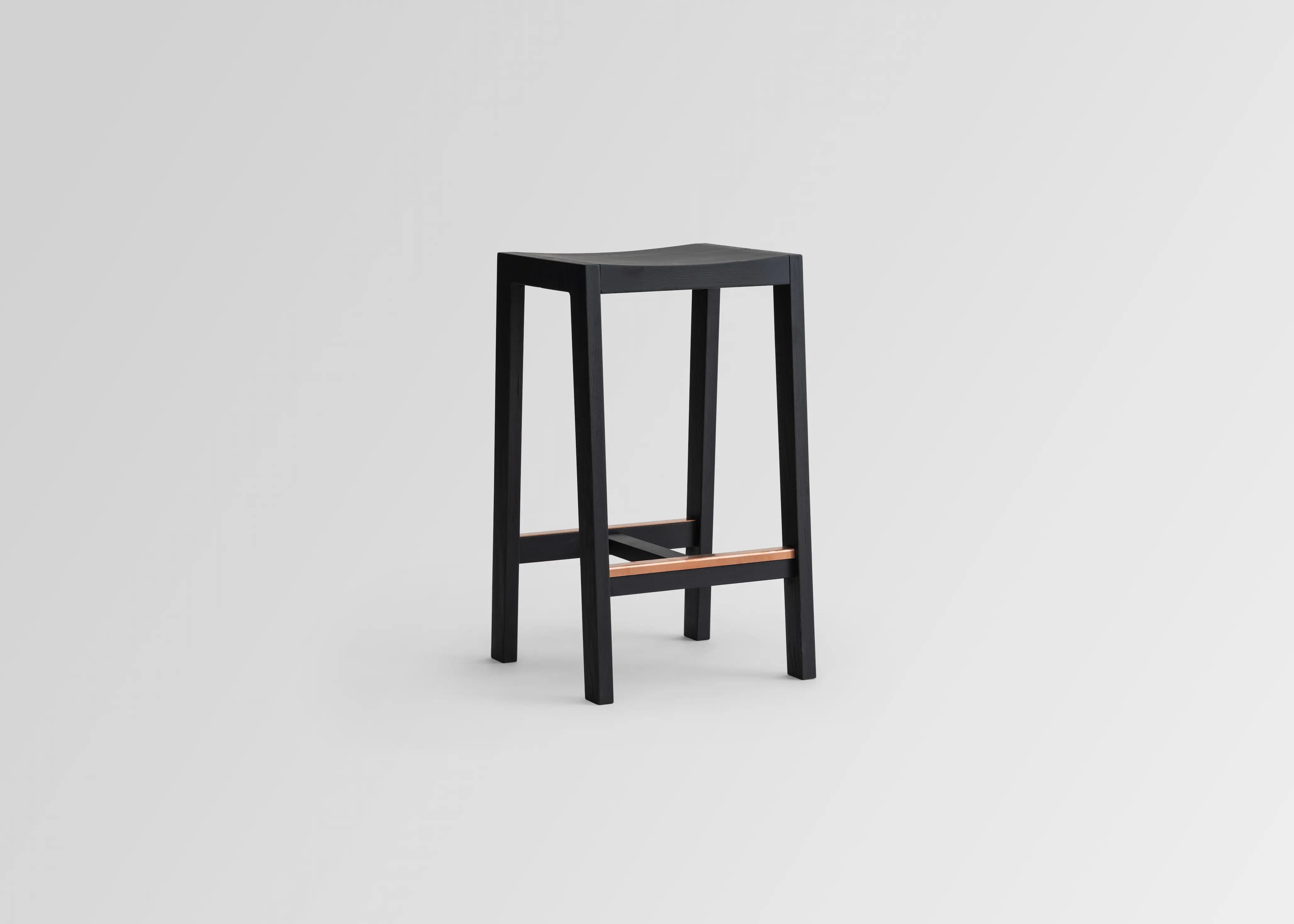 Vaarnii - 016 Maasto Bar Stool Black