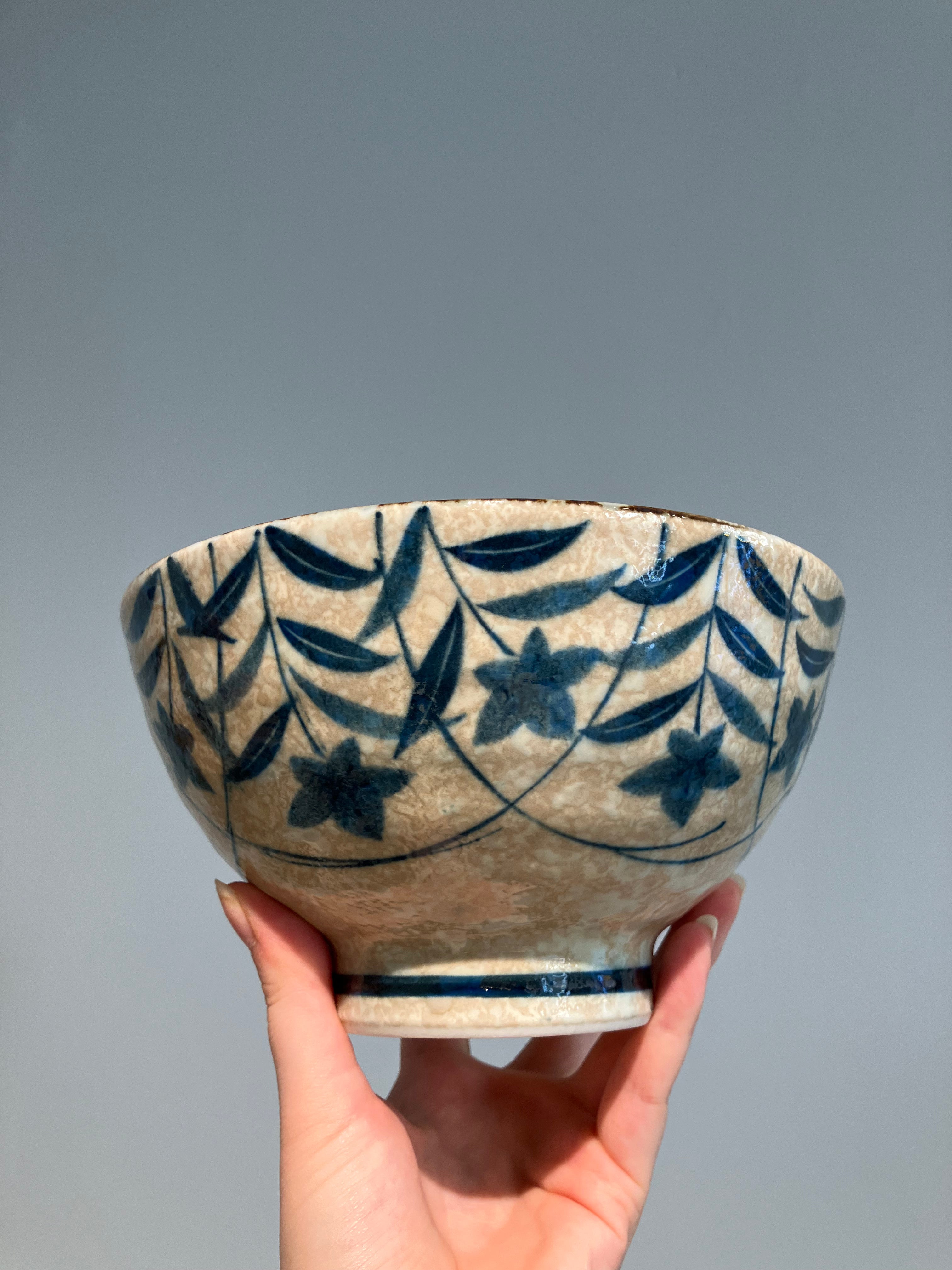 Noodle bowl with blue floral motif