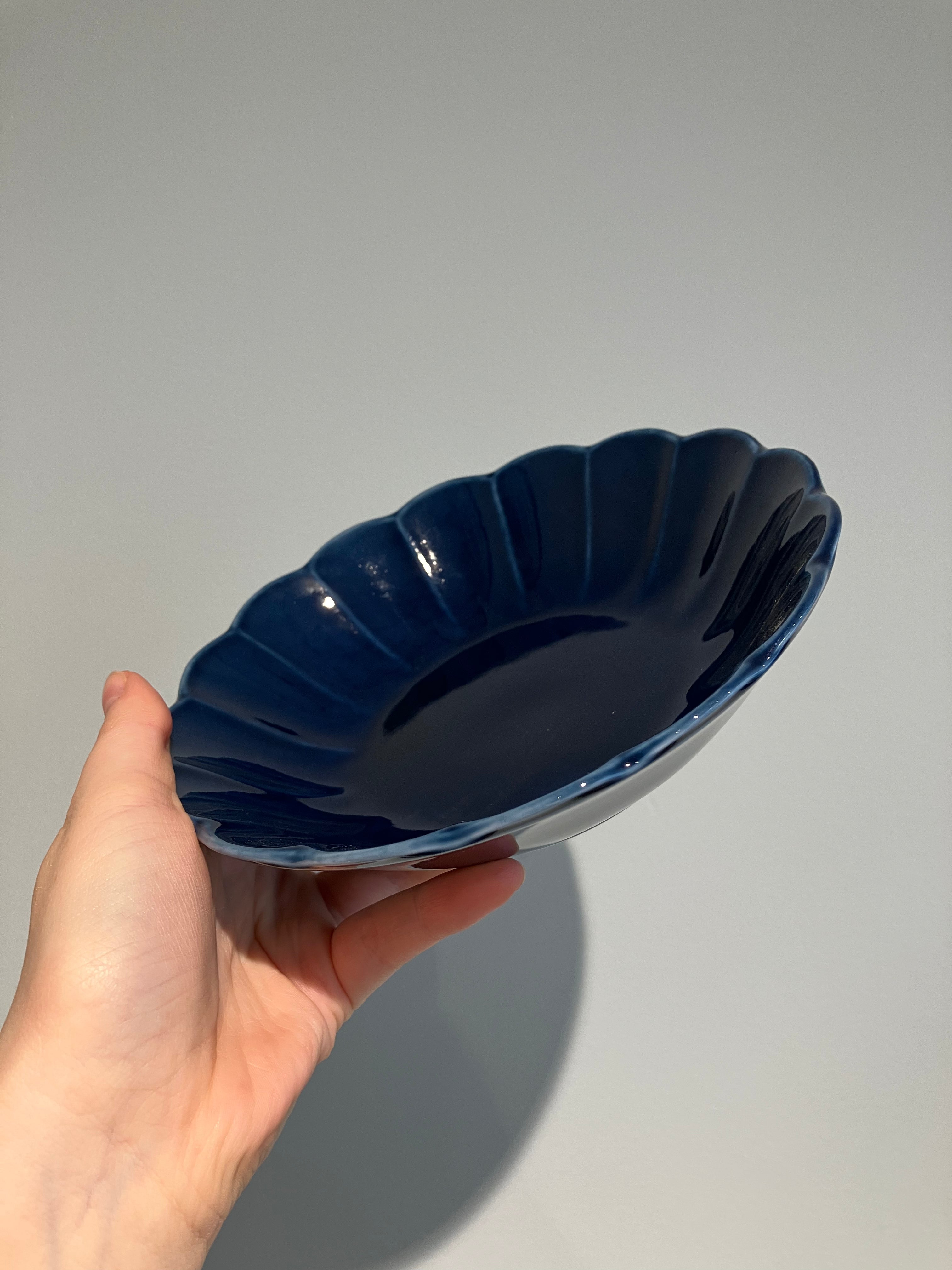 Flower bowl in dark blue glaze