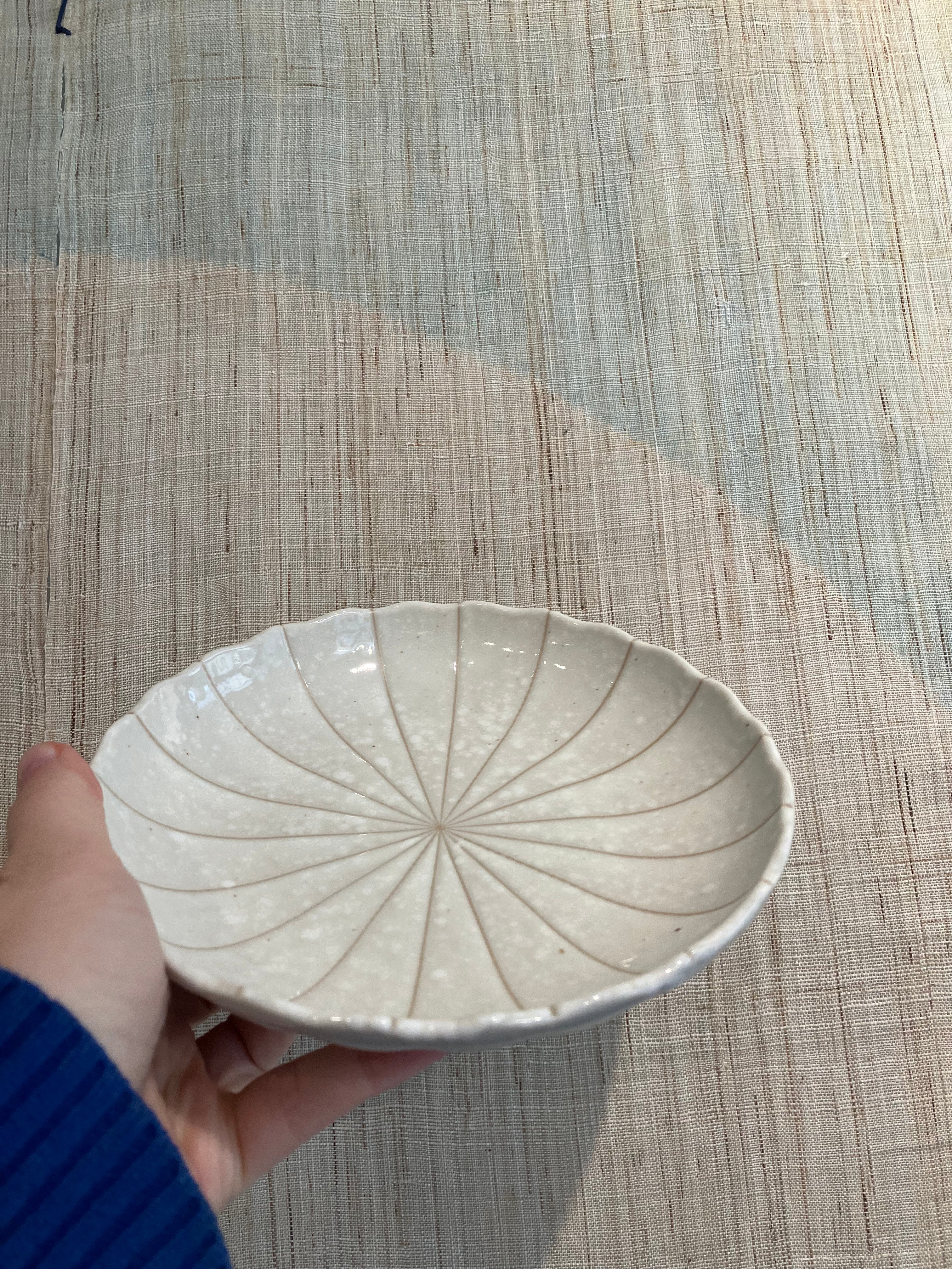 Lunch plate with beige glaze and brown stripes