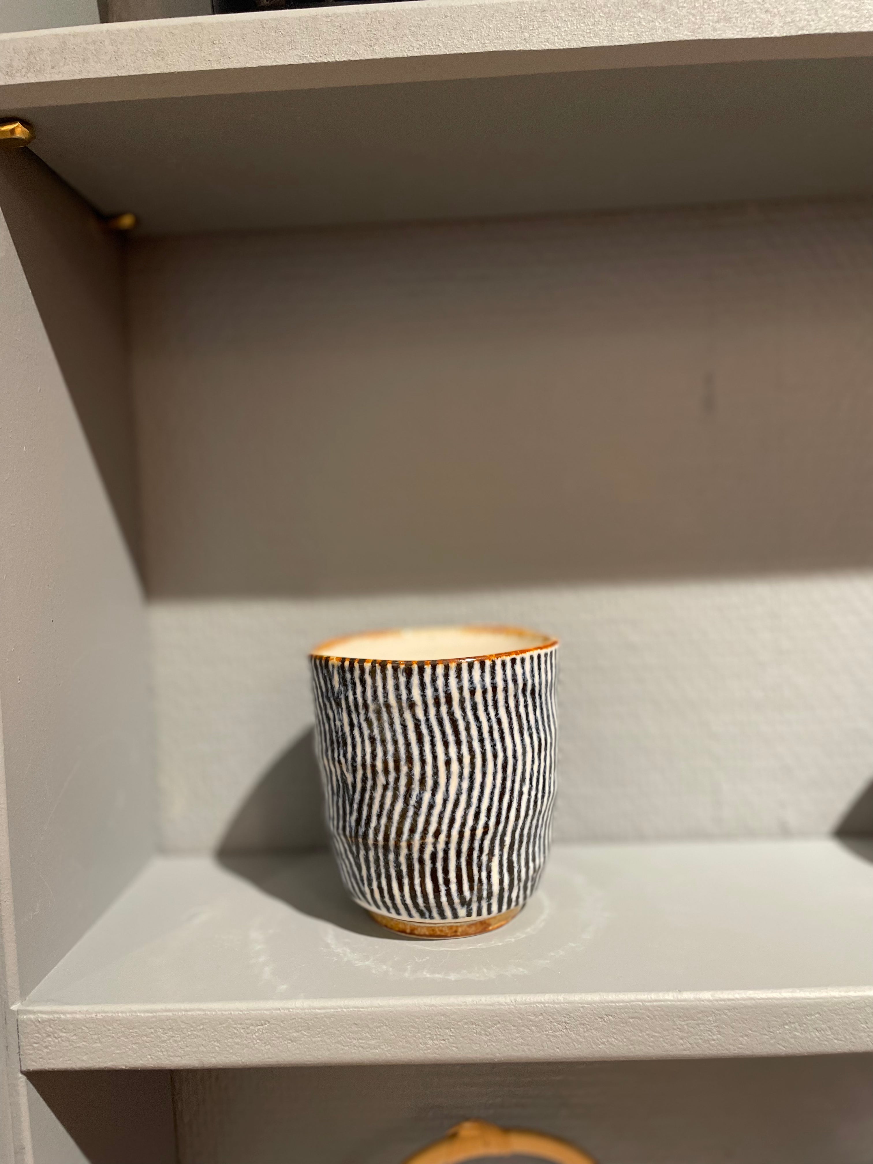 Organic mug with blue stripes
