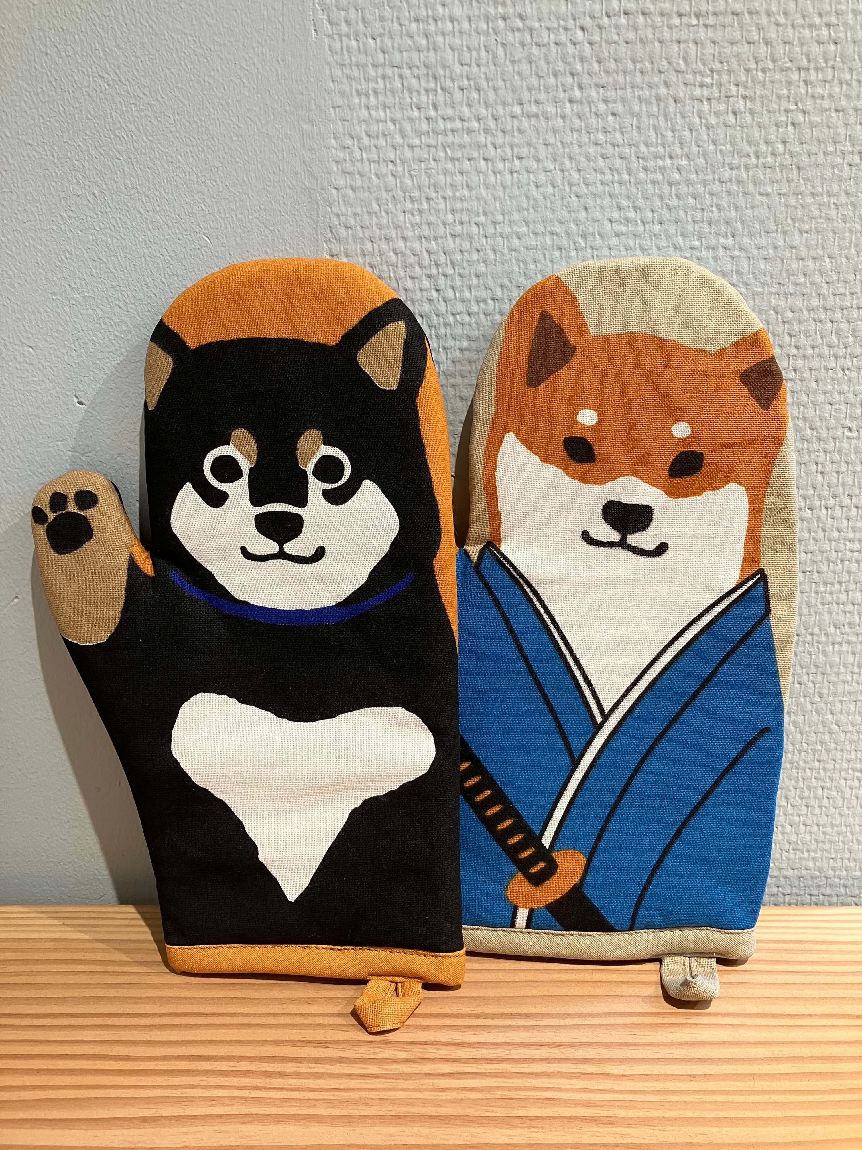 Shiba grill glove