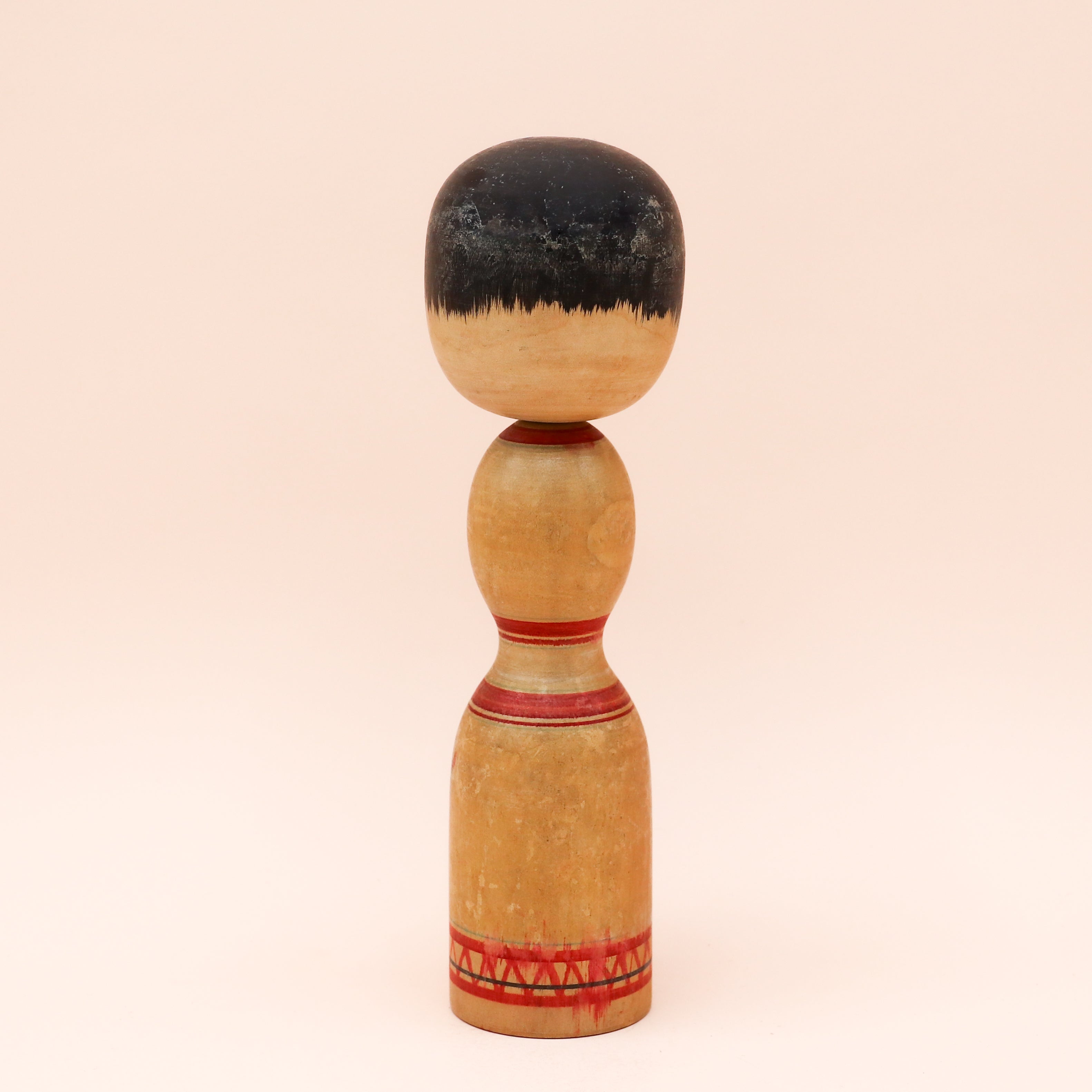 Kokeshi nr. 828