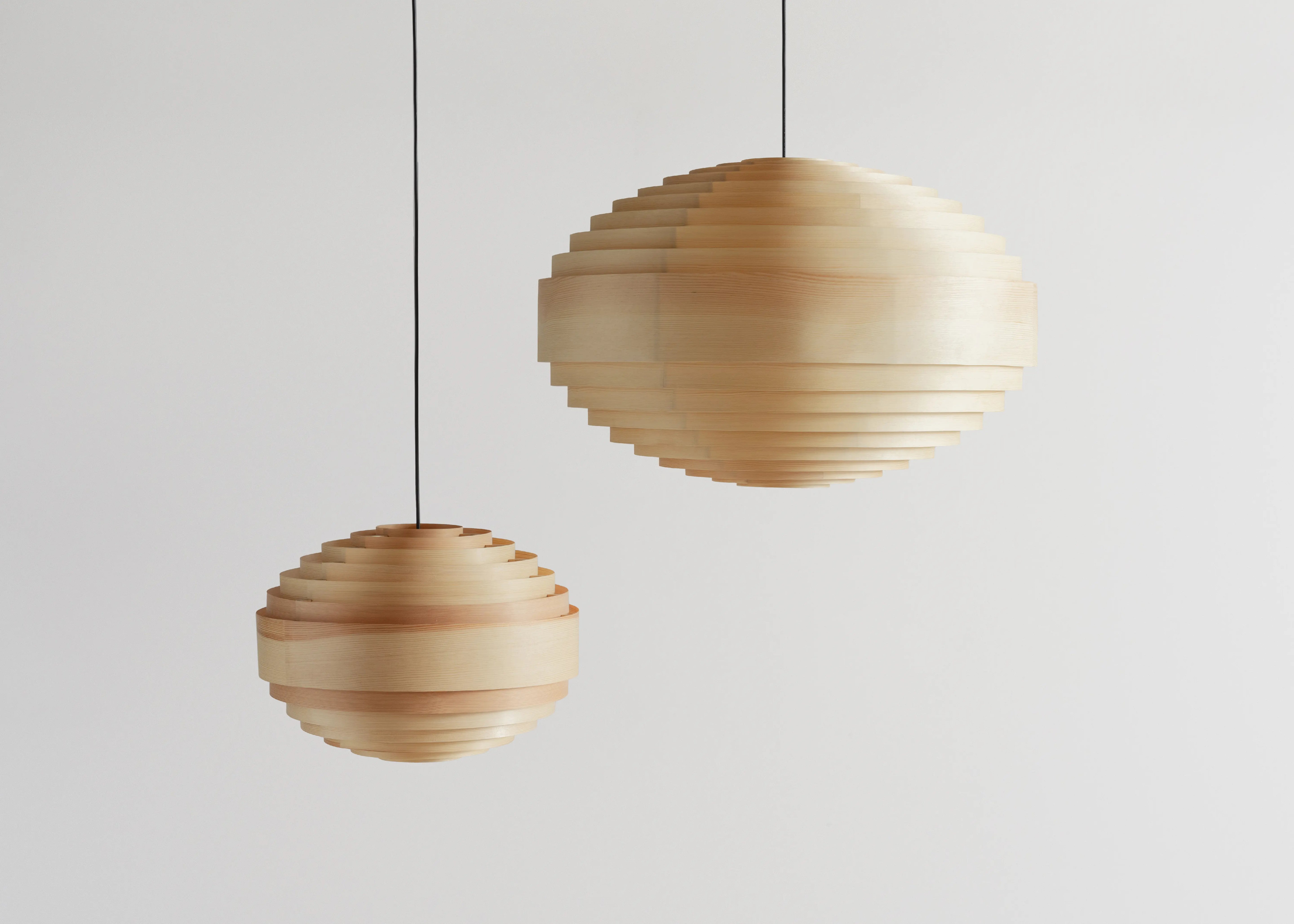 Vaarnii - 1002 Hans Pendant XL 70