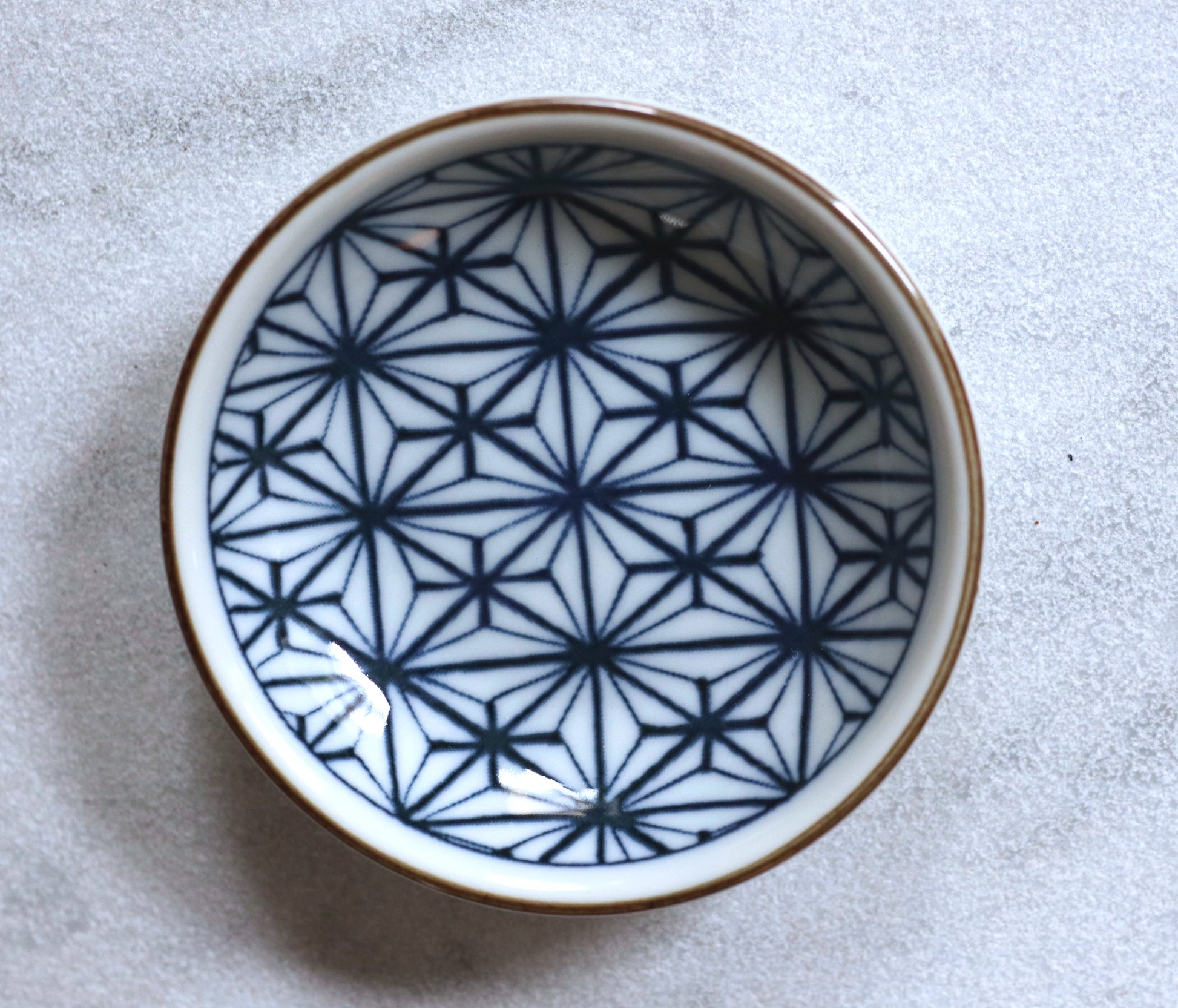 Keramikskål med geometrisk mønster - Sakura Copenhagen