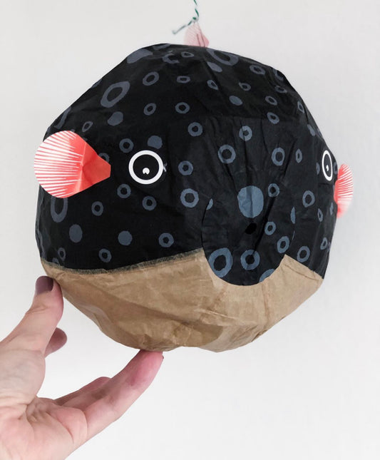 Japanske papirballoner: stor sort fisk