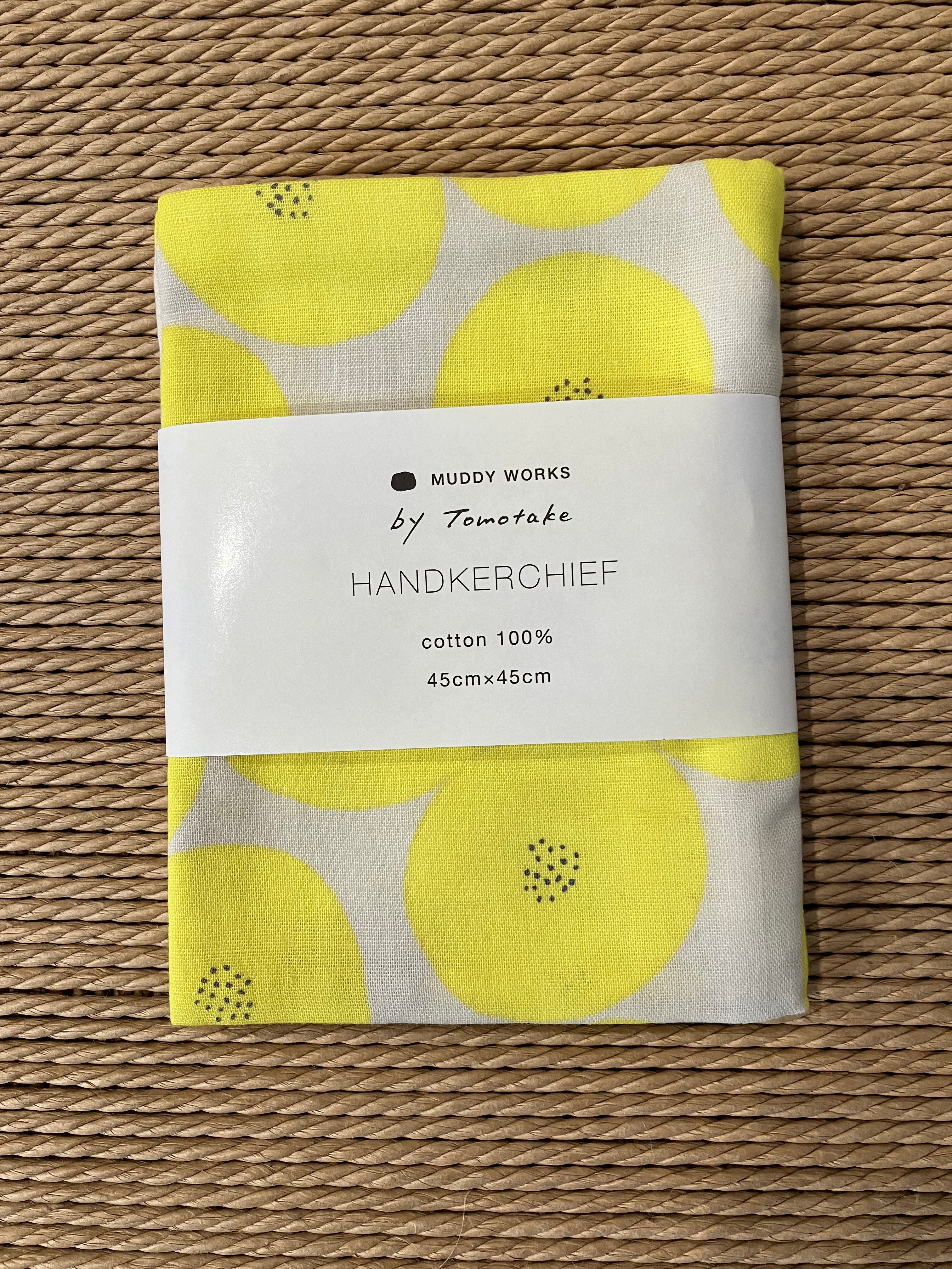 Handkerchief med blomster (tørklæde)
