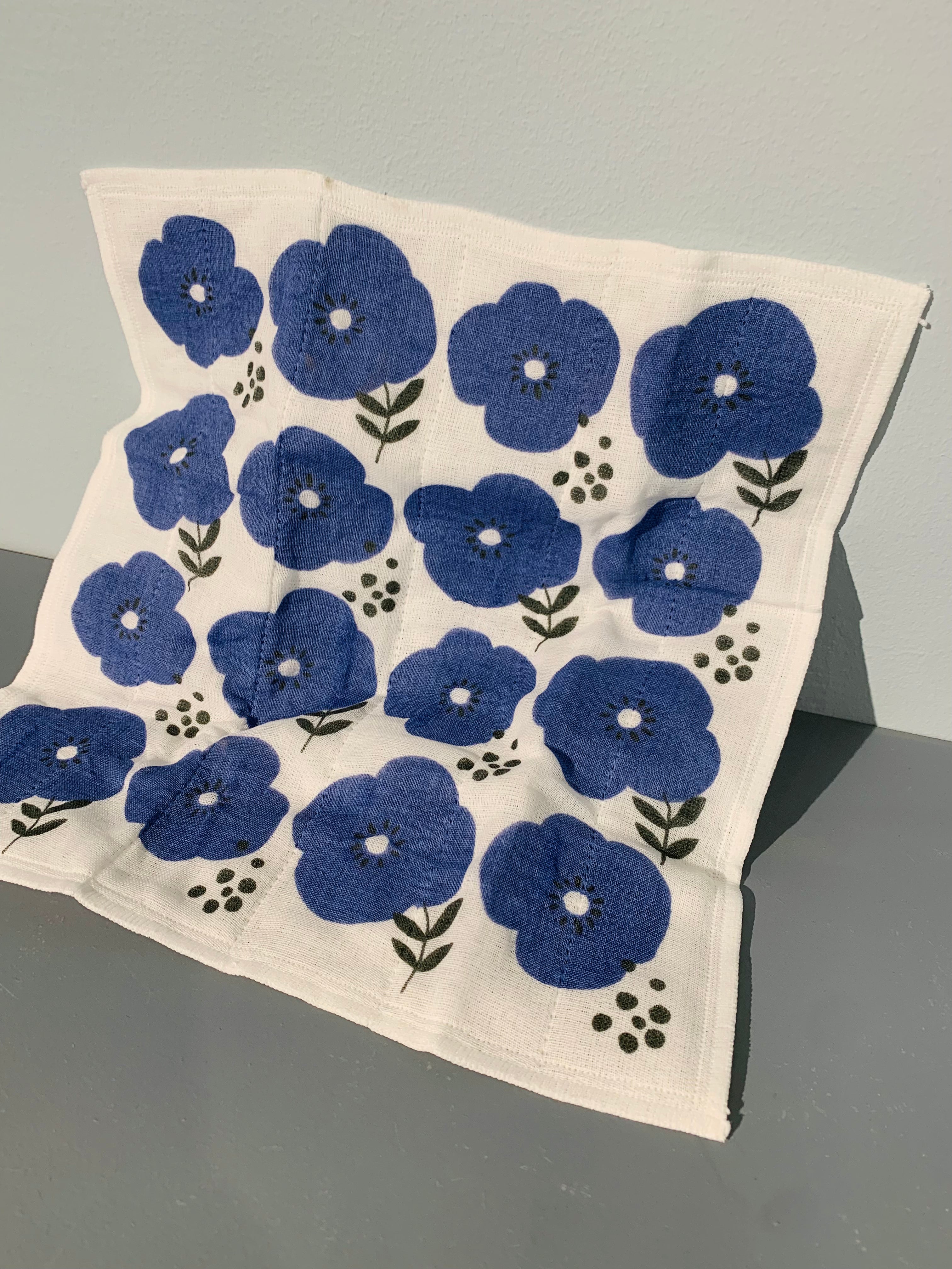 Japanese tea towel with flowers, blue