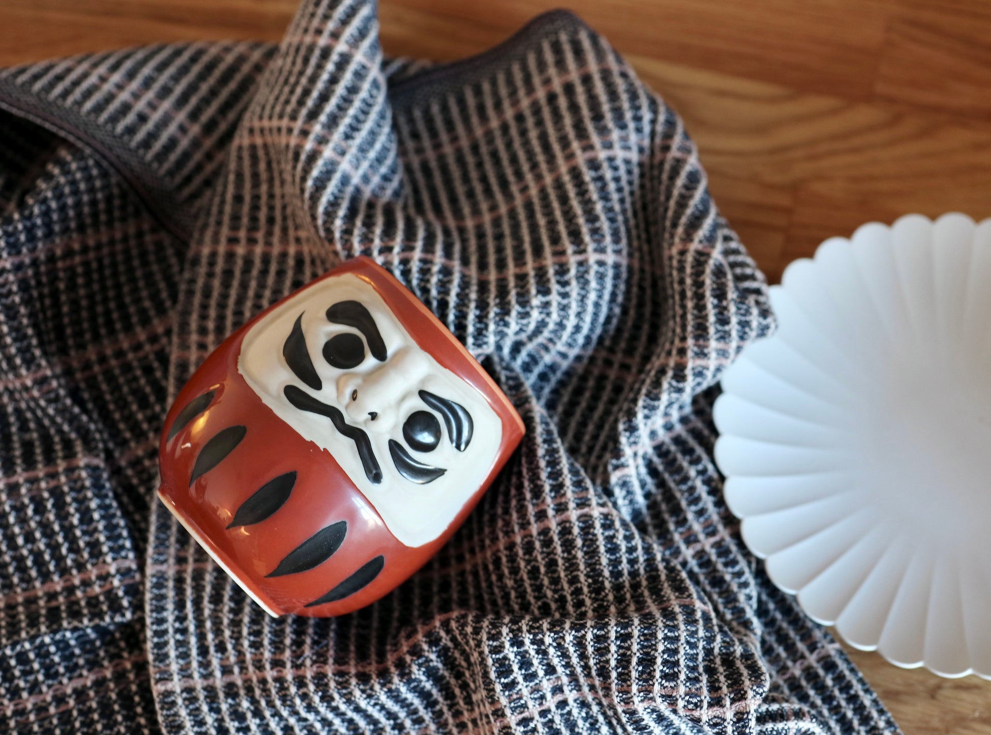 Daruma kop rød - Sakura Copenhagen