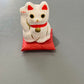 Lucky Cat på pude, hvid