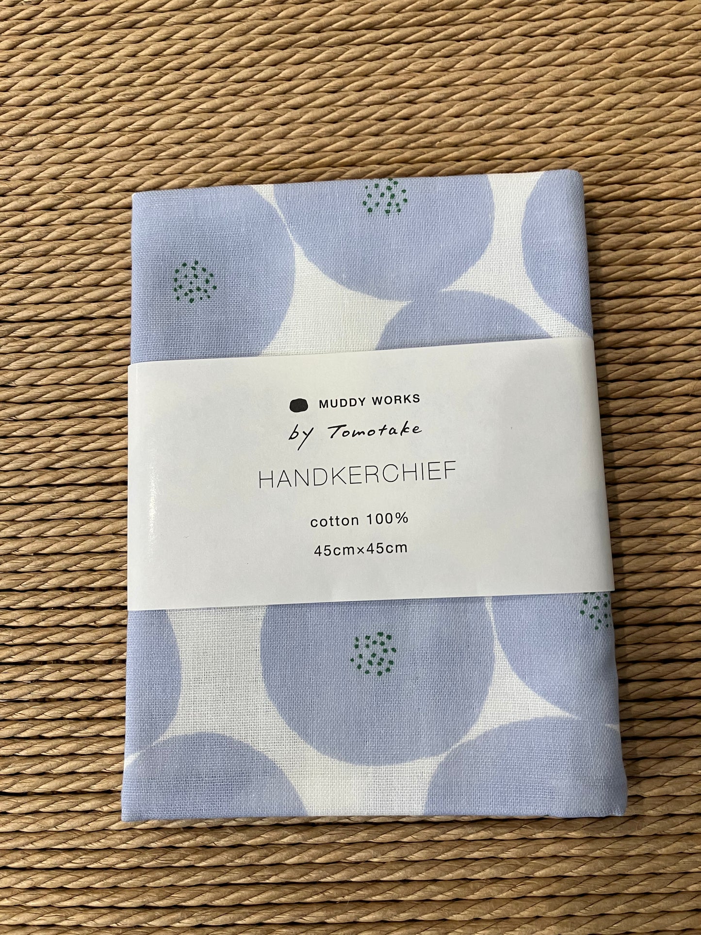 Handkerchief med blomster (tørklæde)