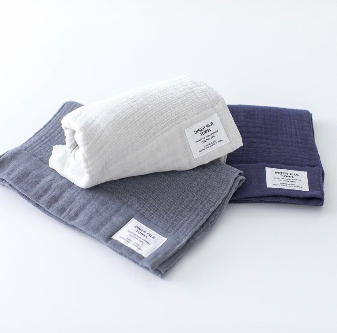 Inner Pile towel: 82x29 cm