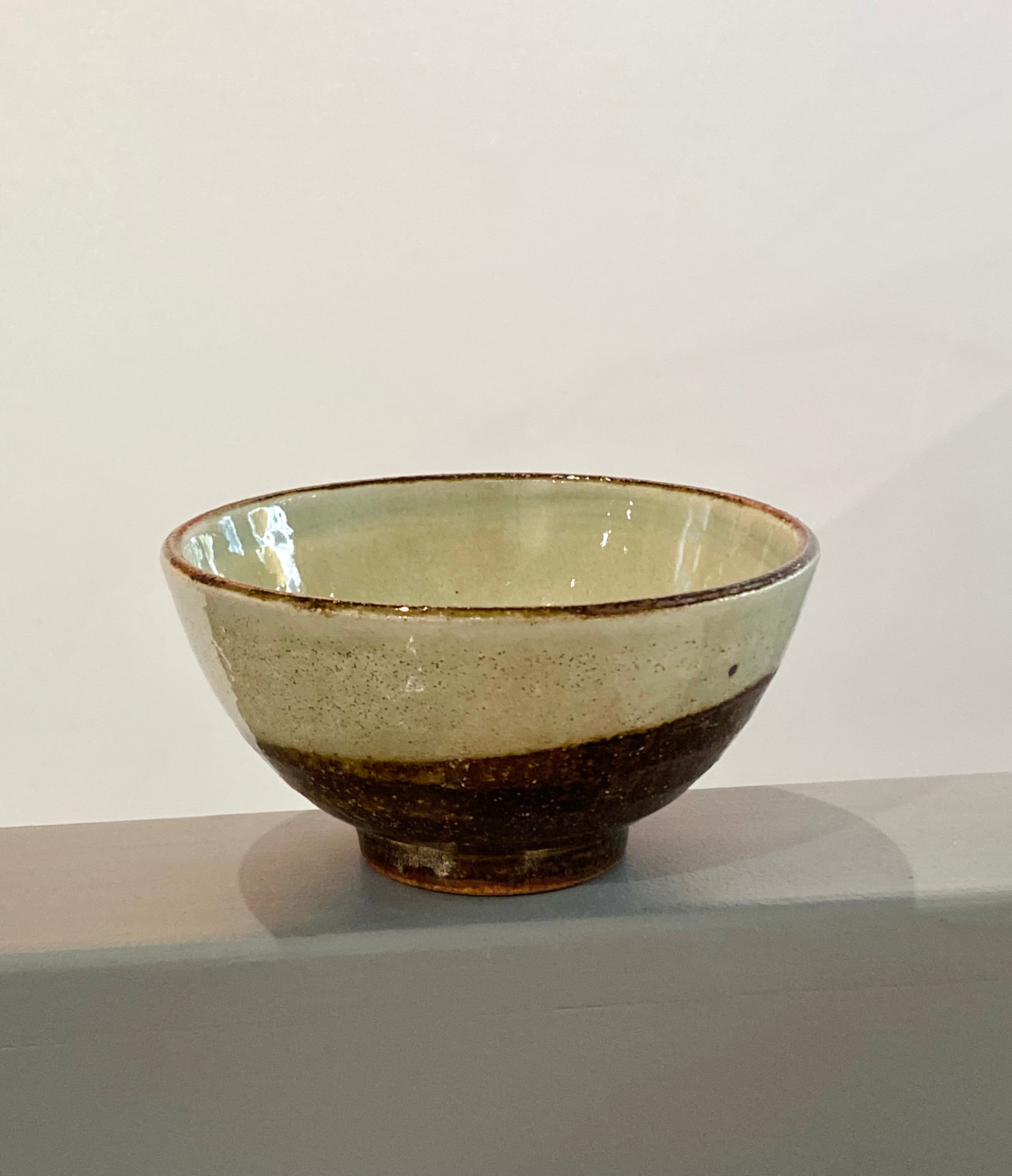 Small bowl in brown and delicate green