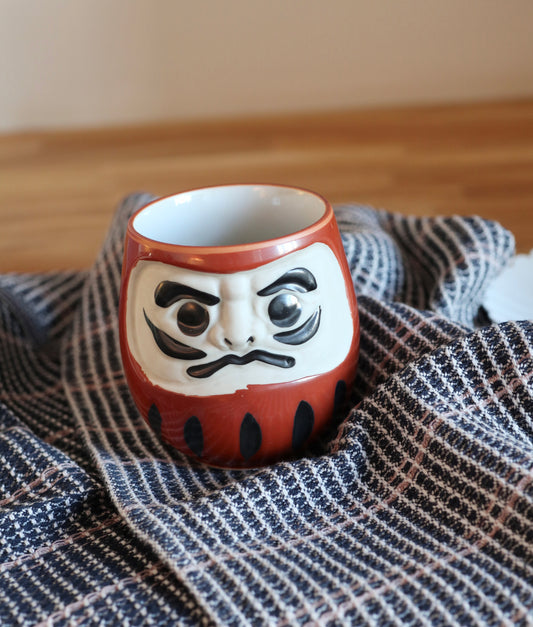 Daruma kop rød - Sakura Copenhagen