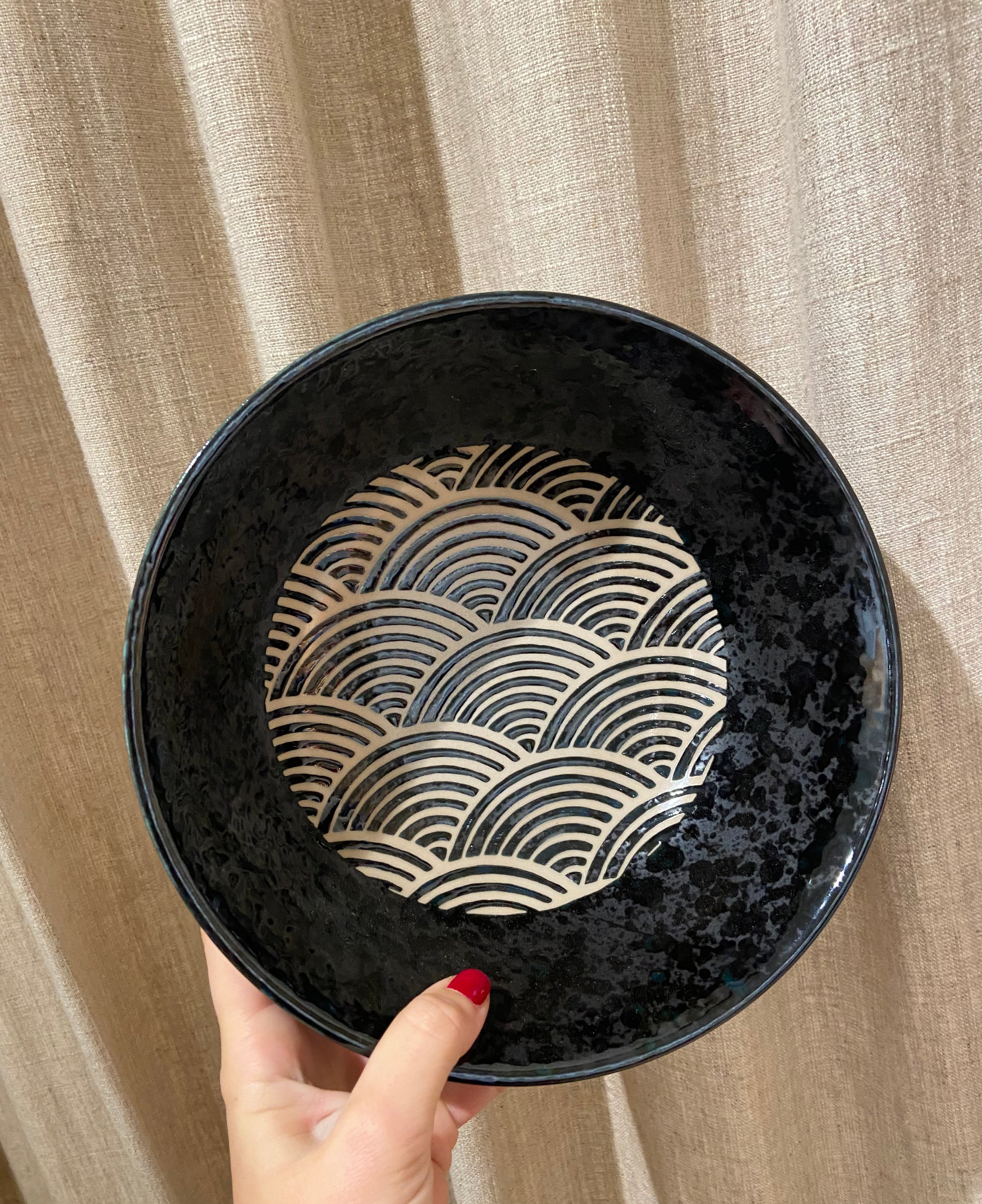 Ramen bowl with wave pattern in black