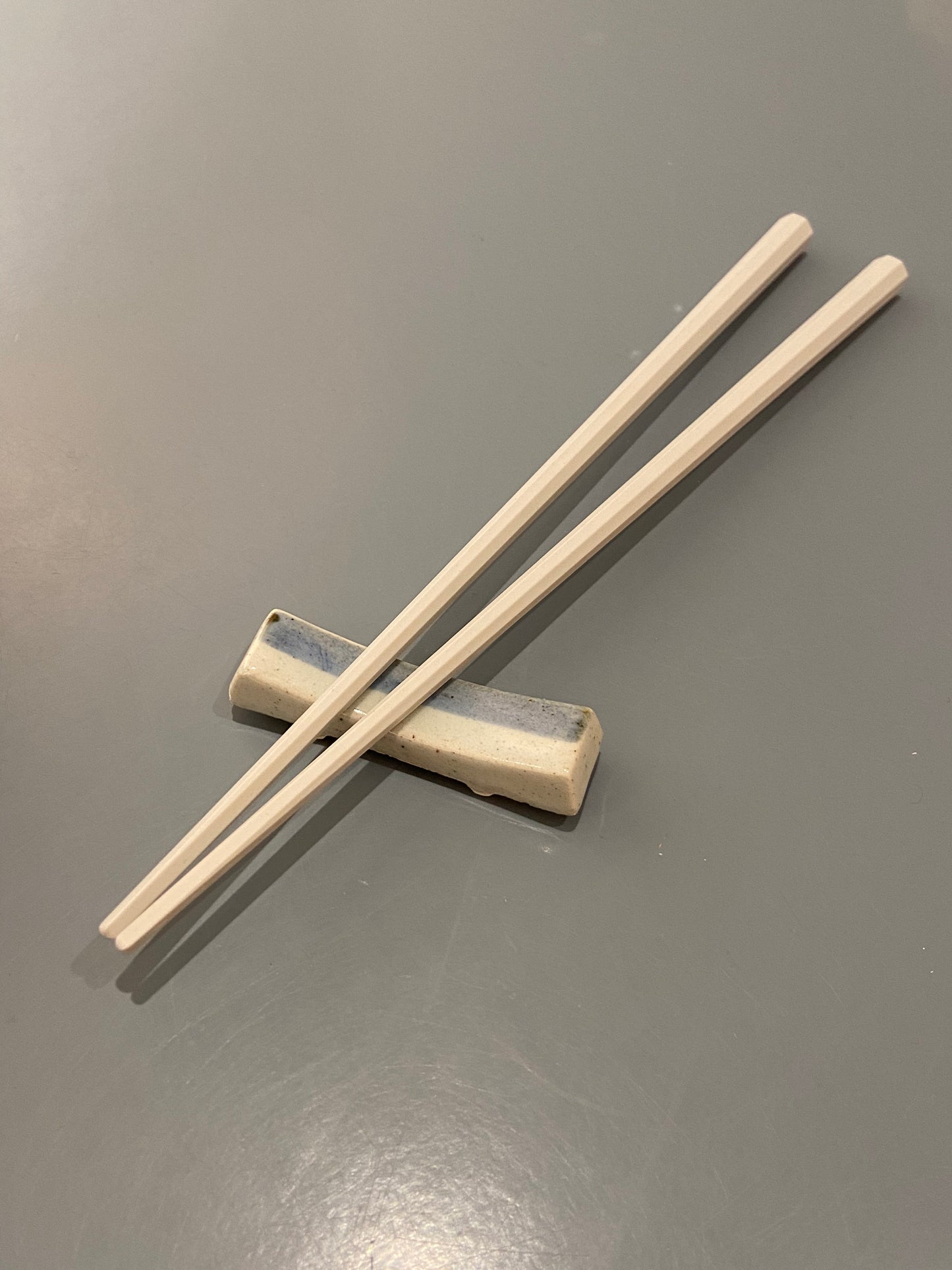 Spisepindeholder: bambus, blå, lys